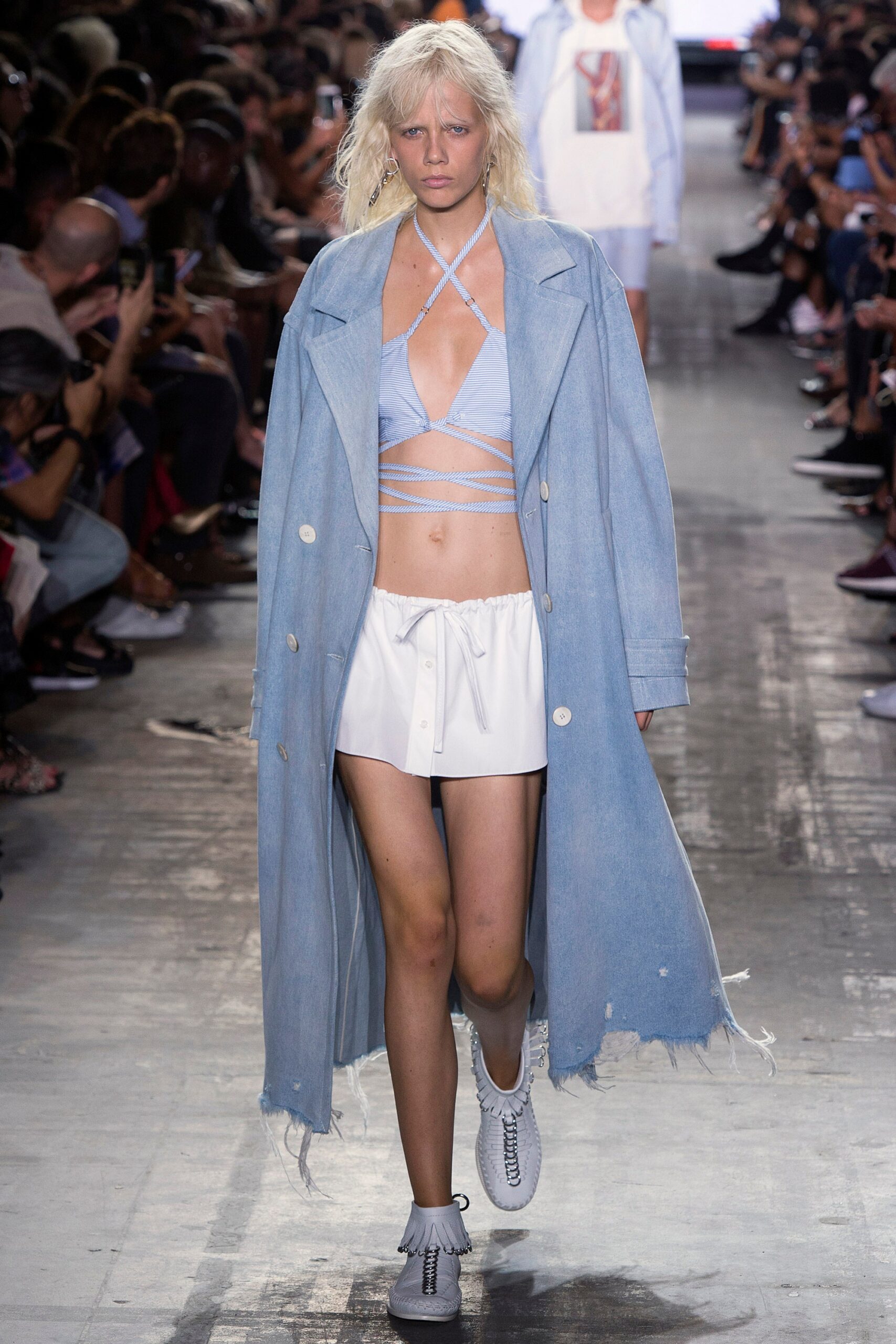 blue denim long-sleeve collared relaxed fringed coat