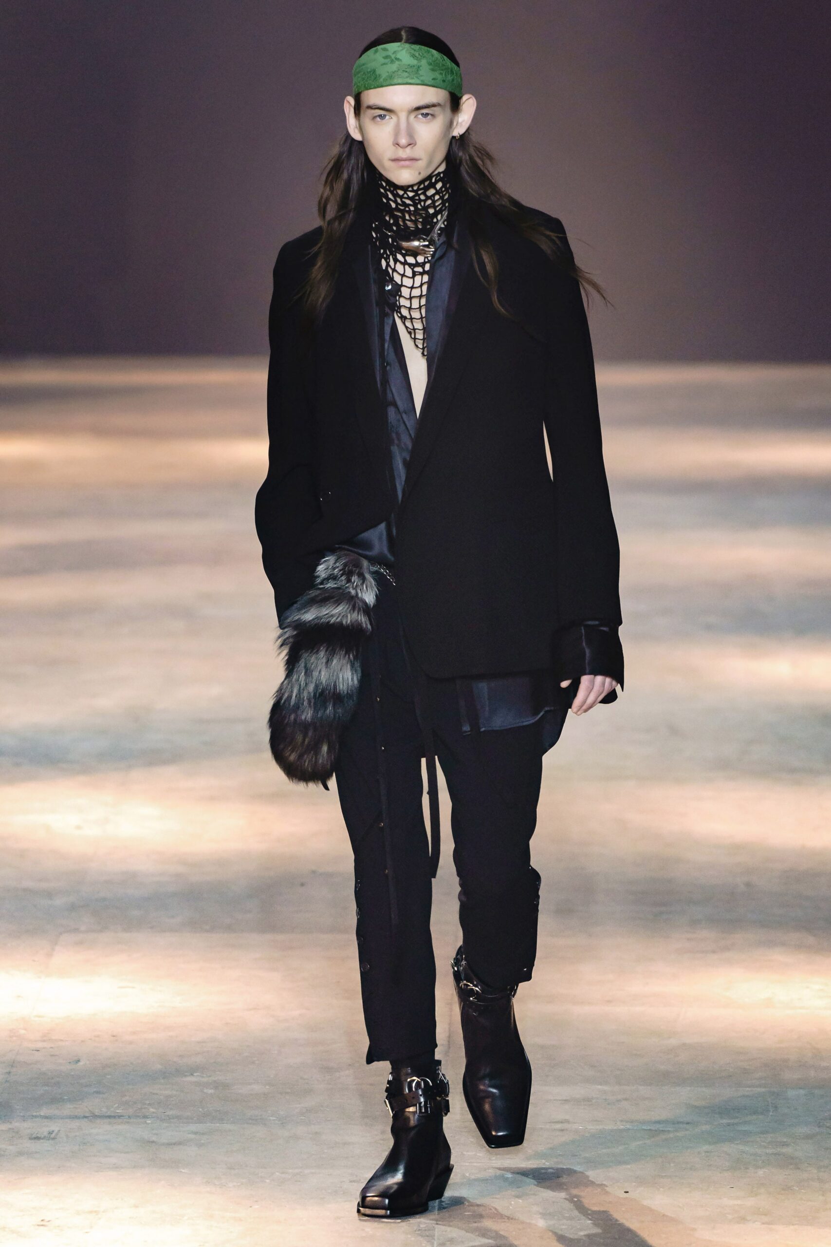 Ann Demeulemeester F/W 19 Menswear Look 579