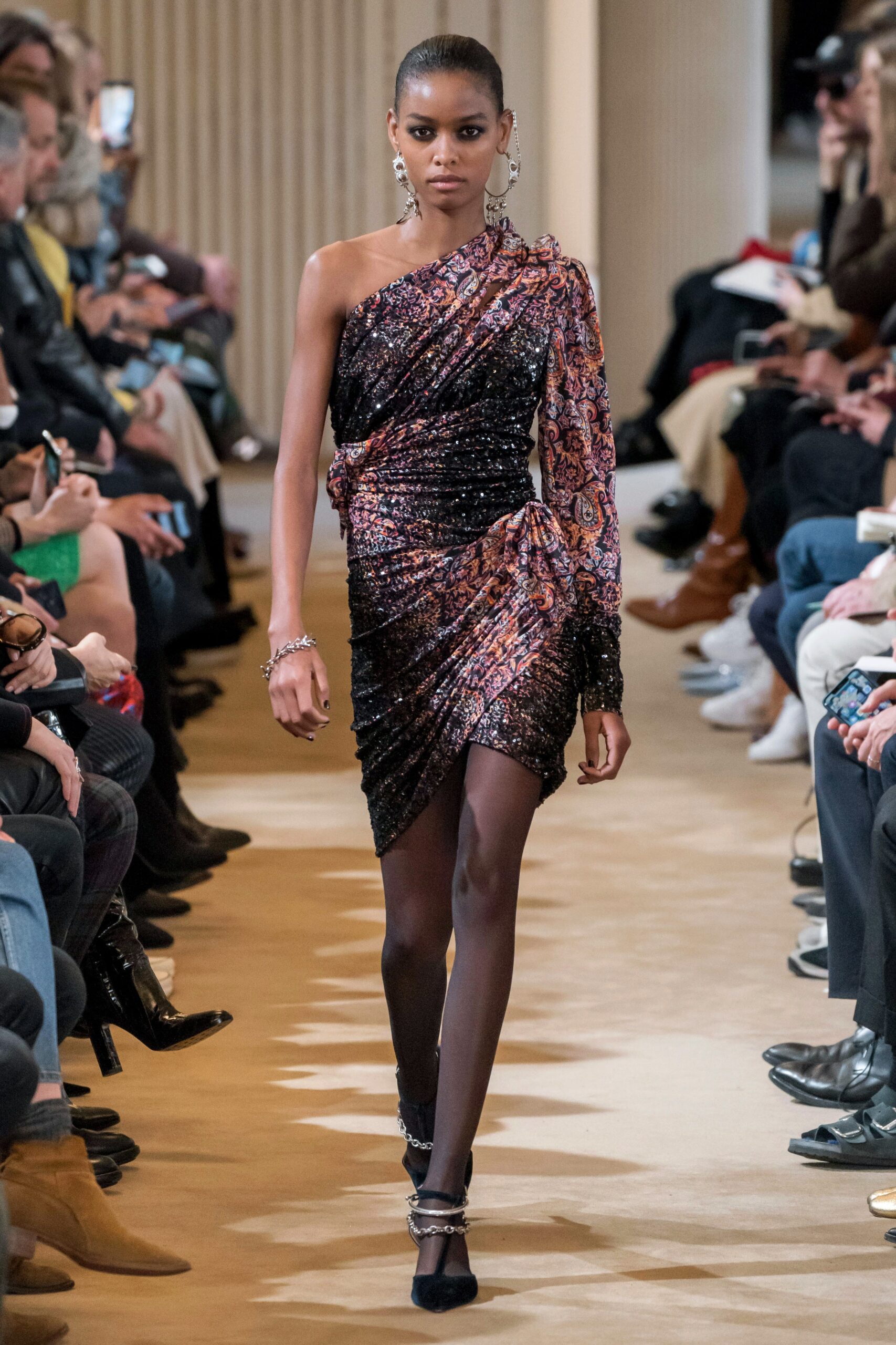 fitted one-shoulder mini dress