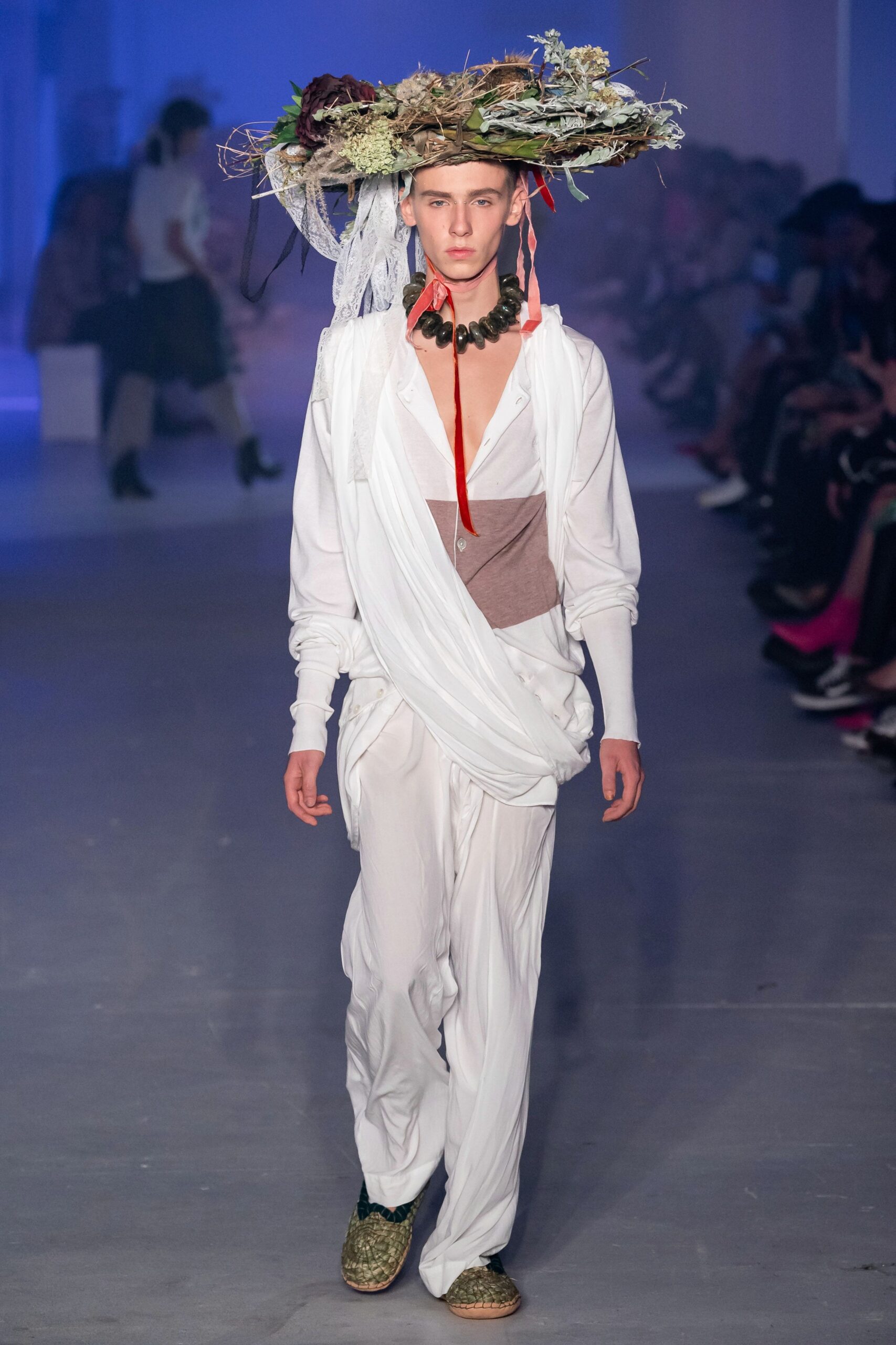 white cotton relaxed draped pants