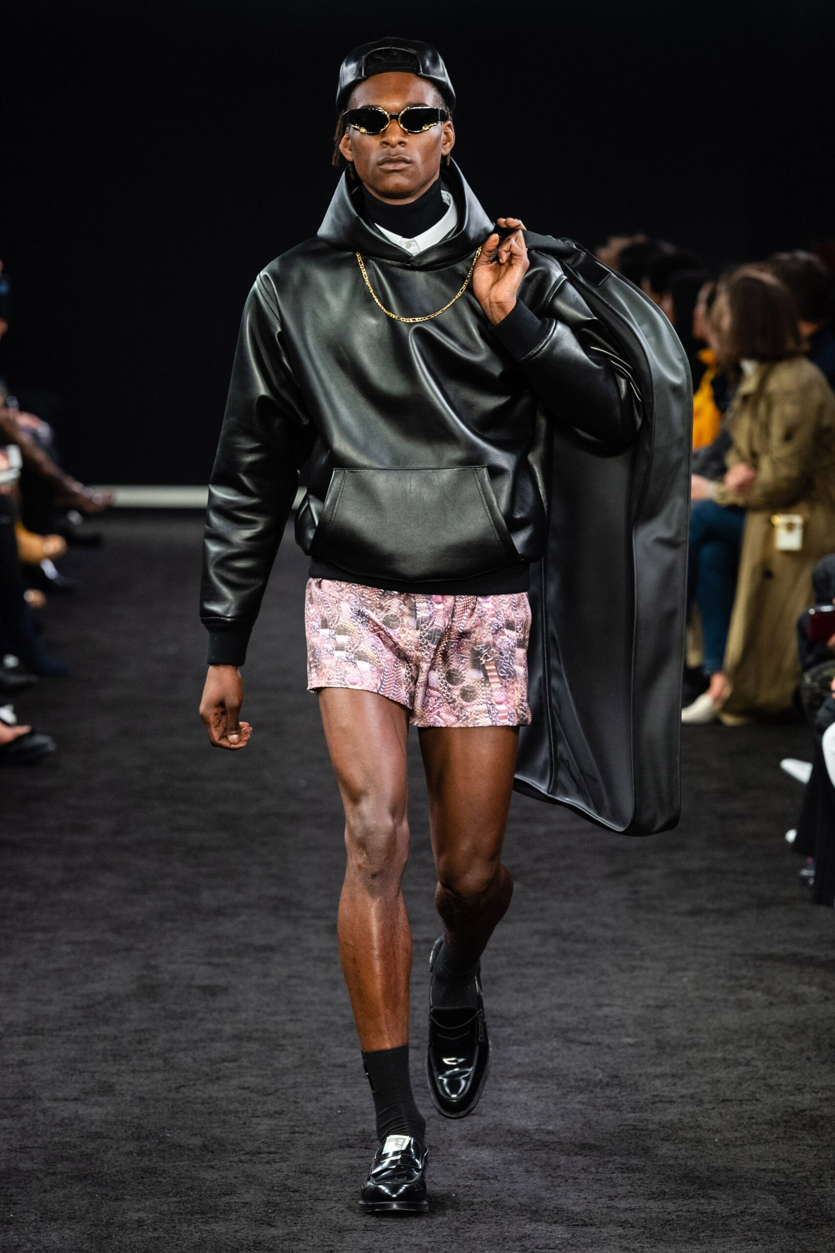 pink cotton fitted printed short shorts