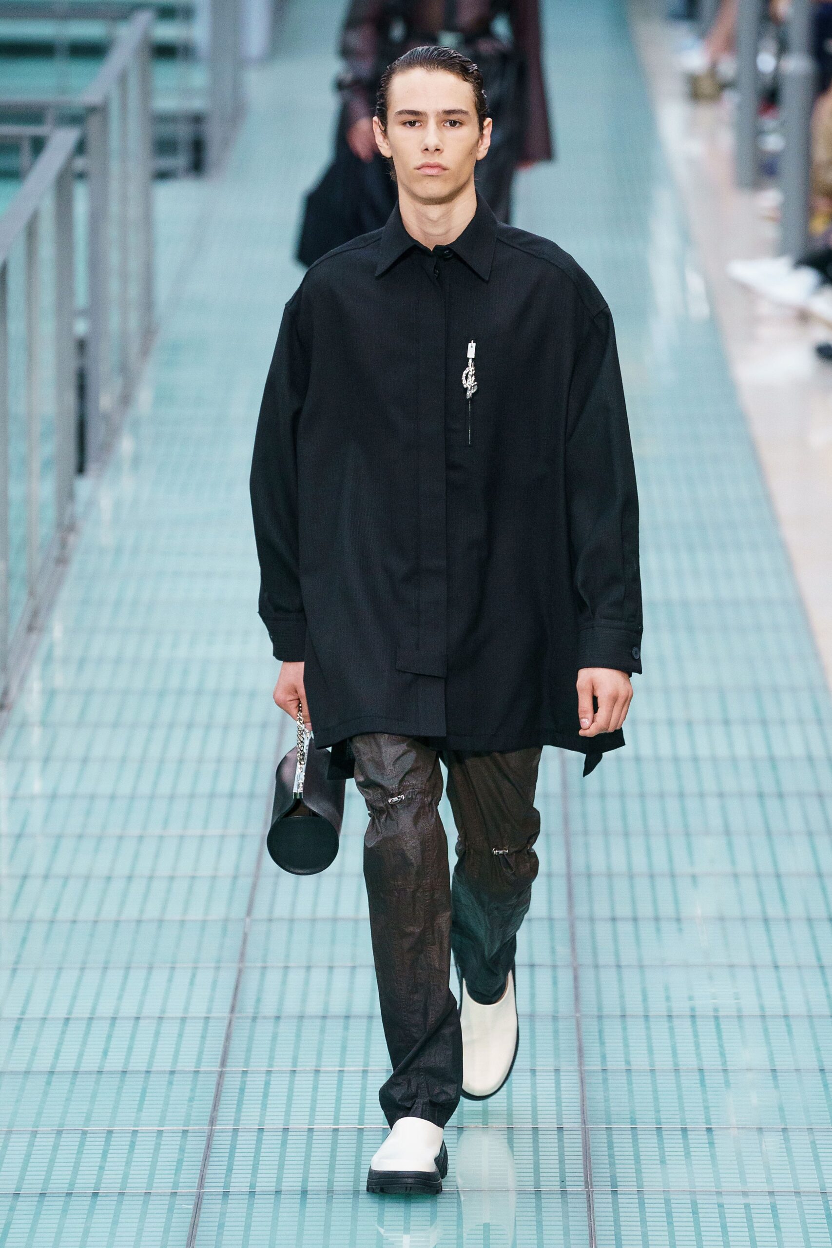 black denim slim zippered pants
