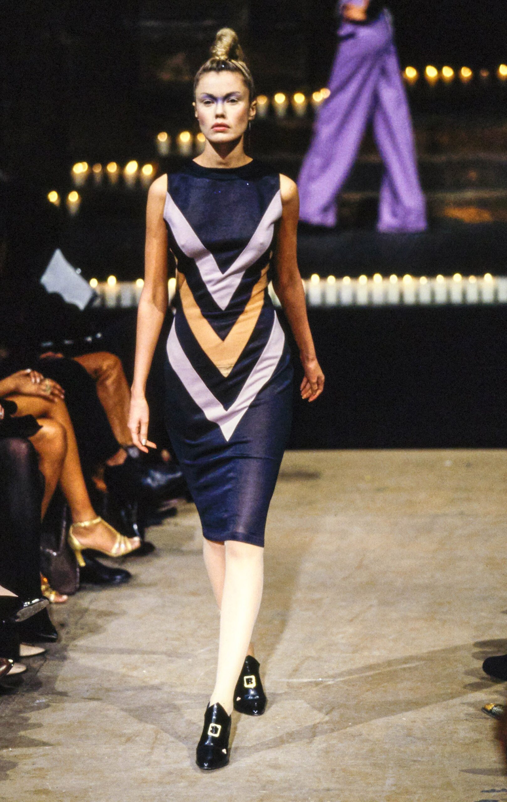 fitted color-blocked midi dress