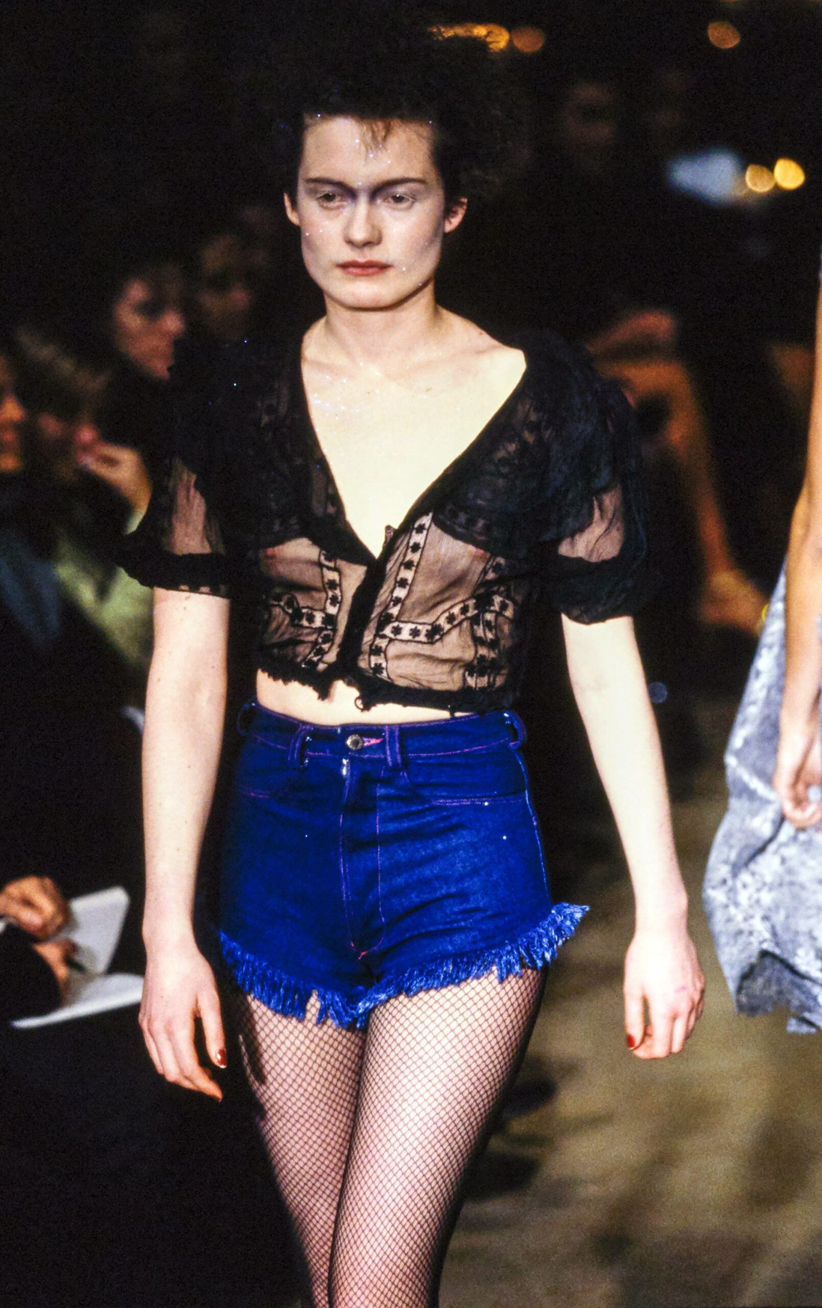 blue denim fitted fringed short shorts