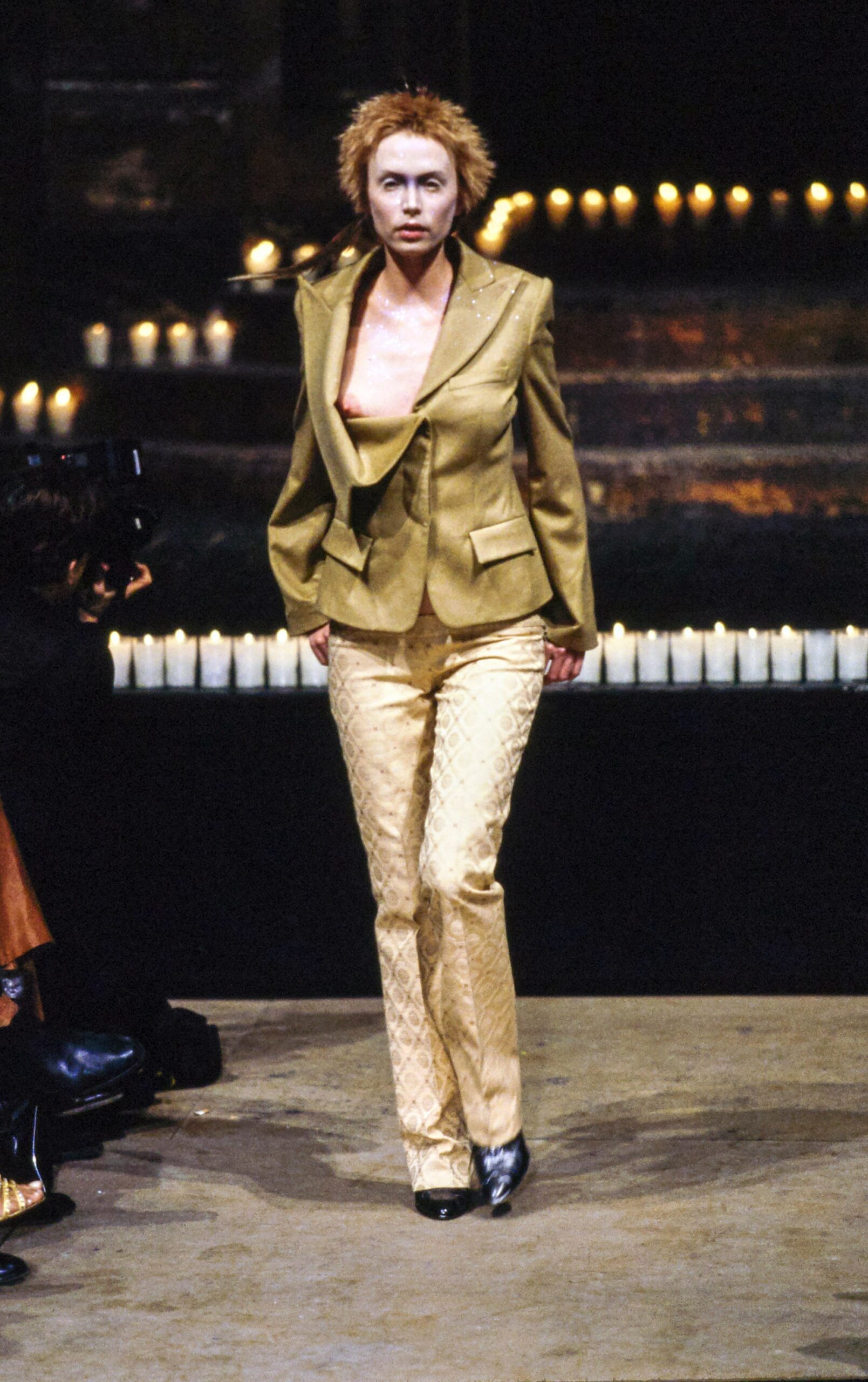 yellow silk long-sleeve collared tailored buttoned blazer