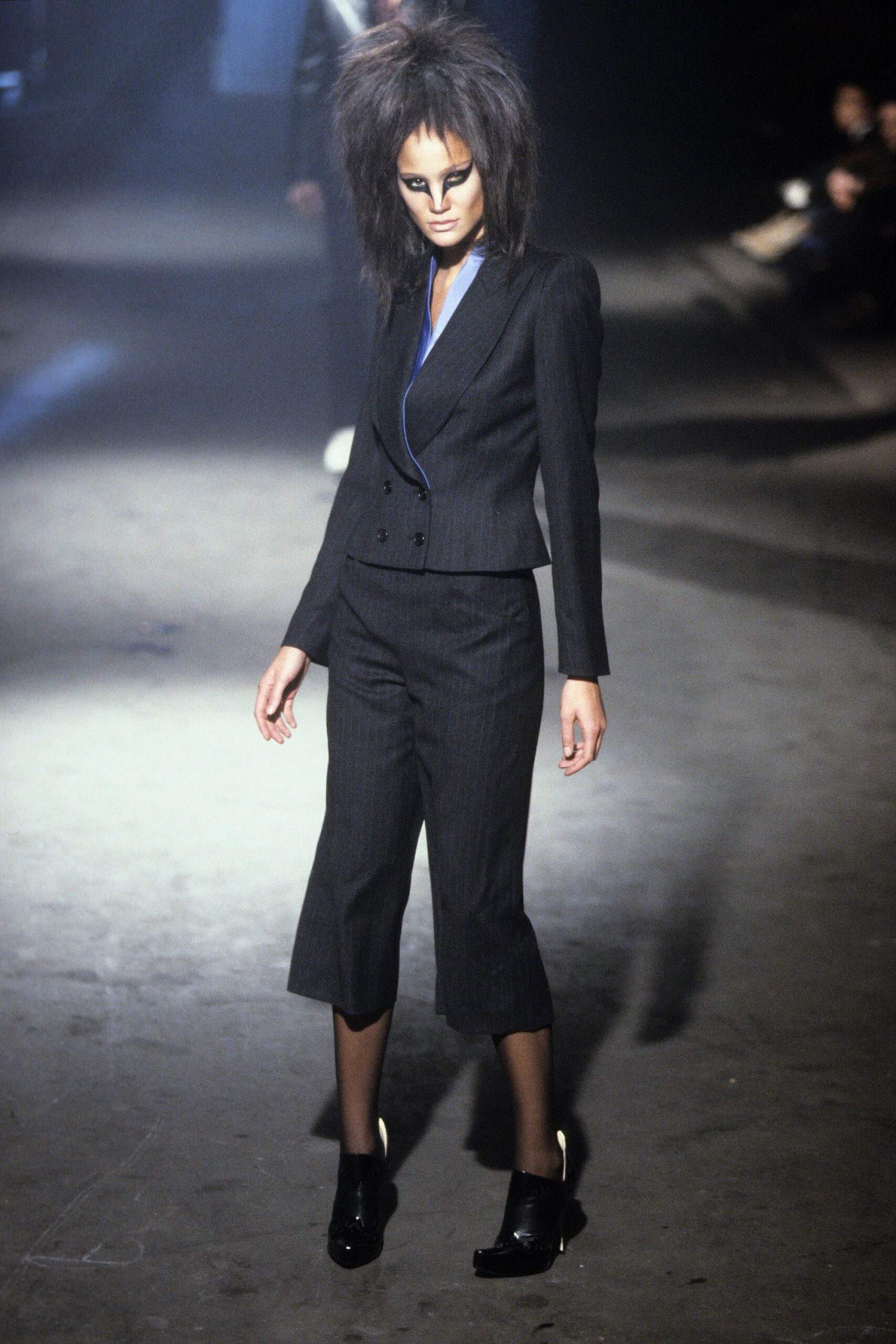 black wool tailored cropped pants