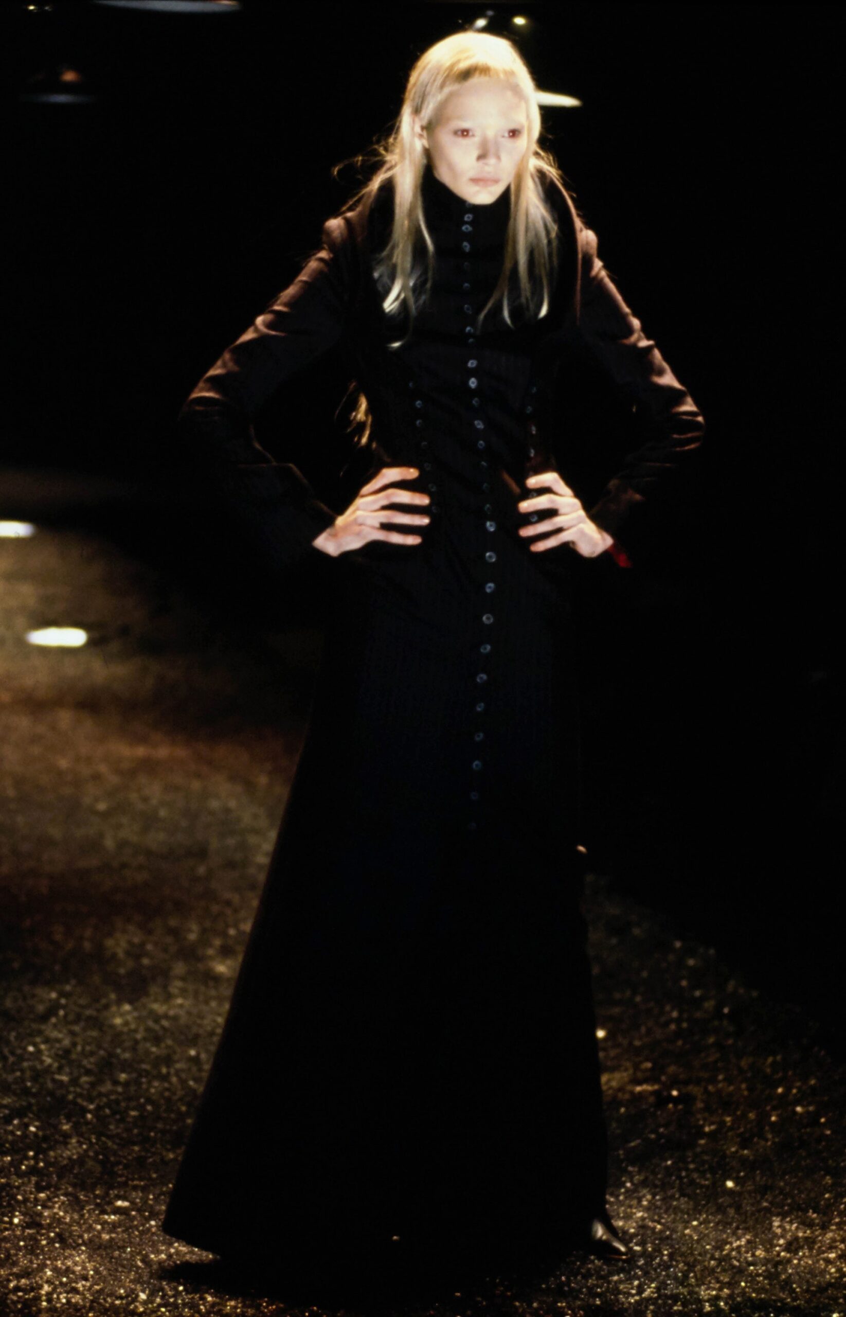 black fitted long-sleeve dress