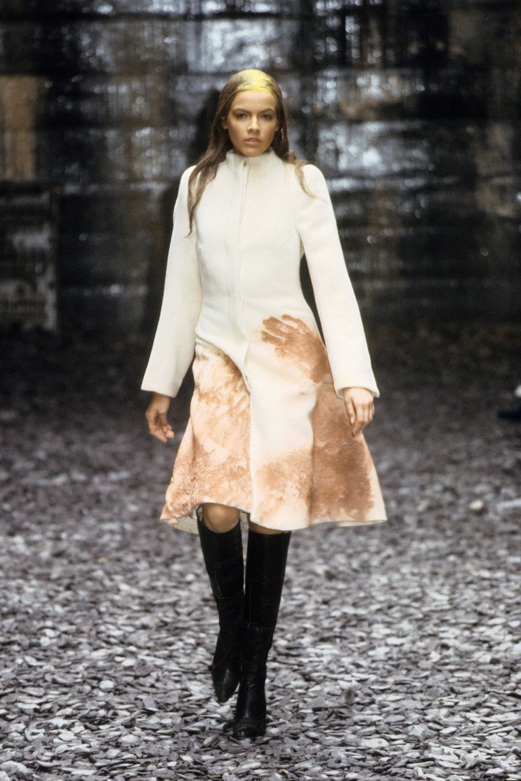 white wool long-sleeve high-neck fitted zippered coat