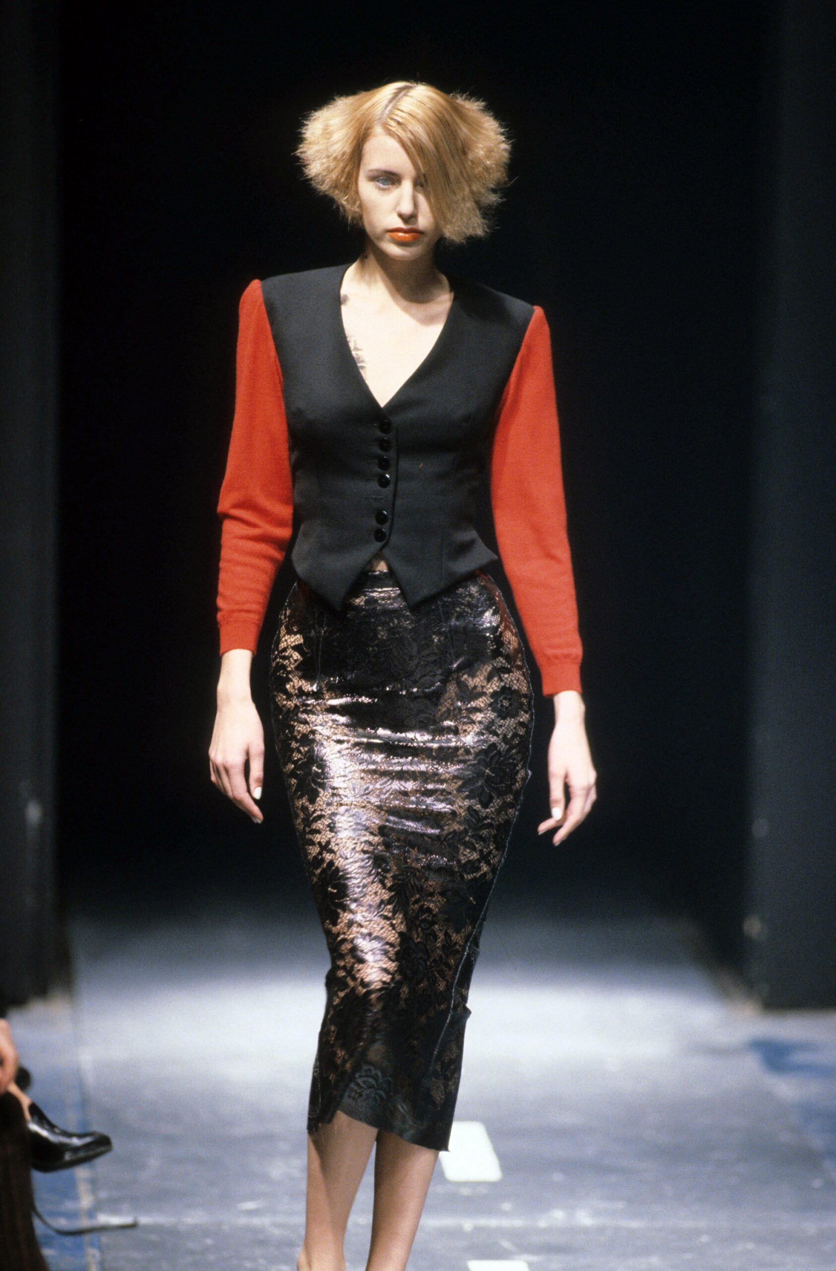 black silk fitted pencil shiny skirt