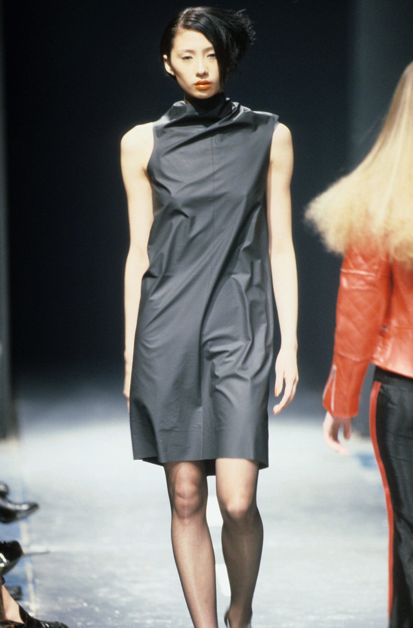 fitted black leather sleeveless dress