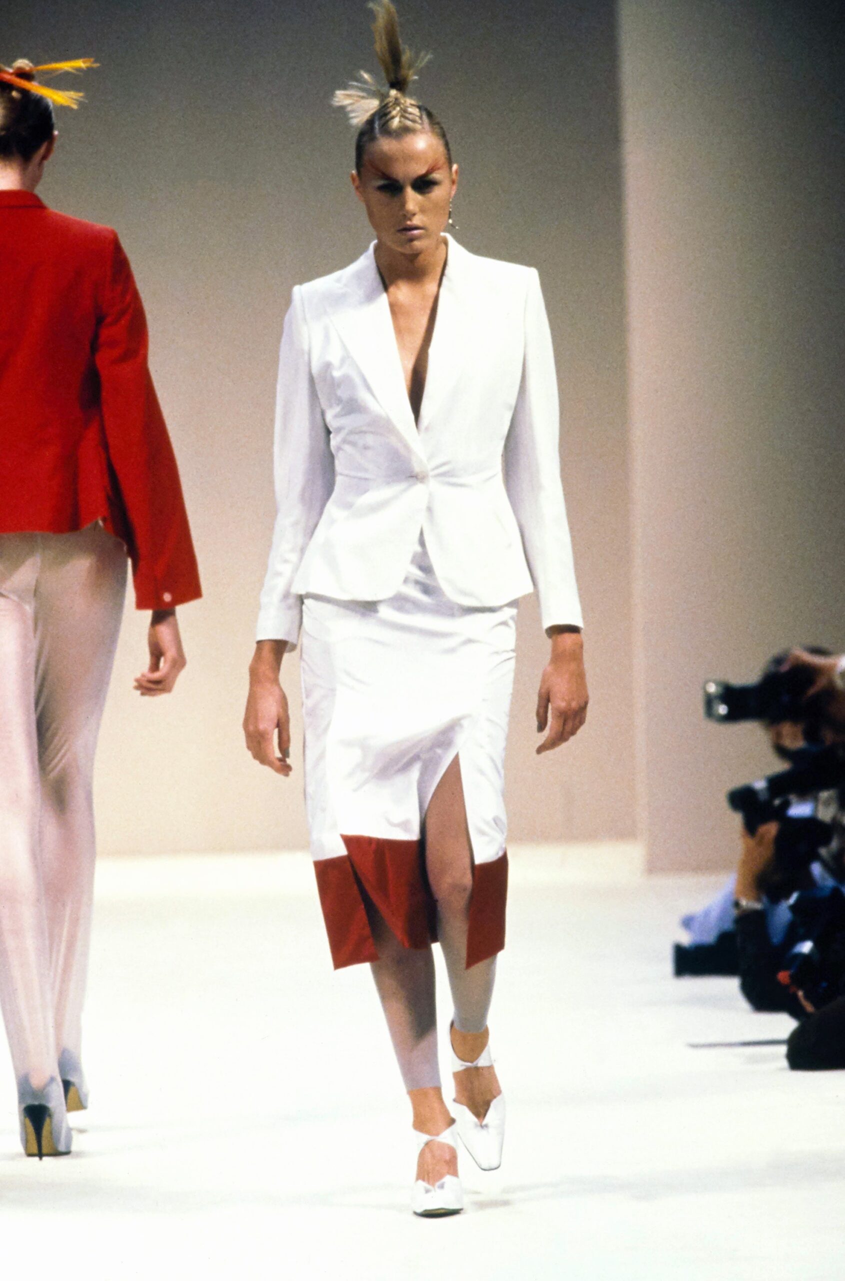 white tailored blazer and pencil skirt