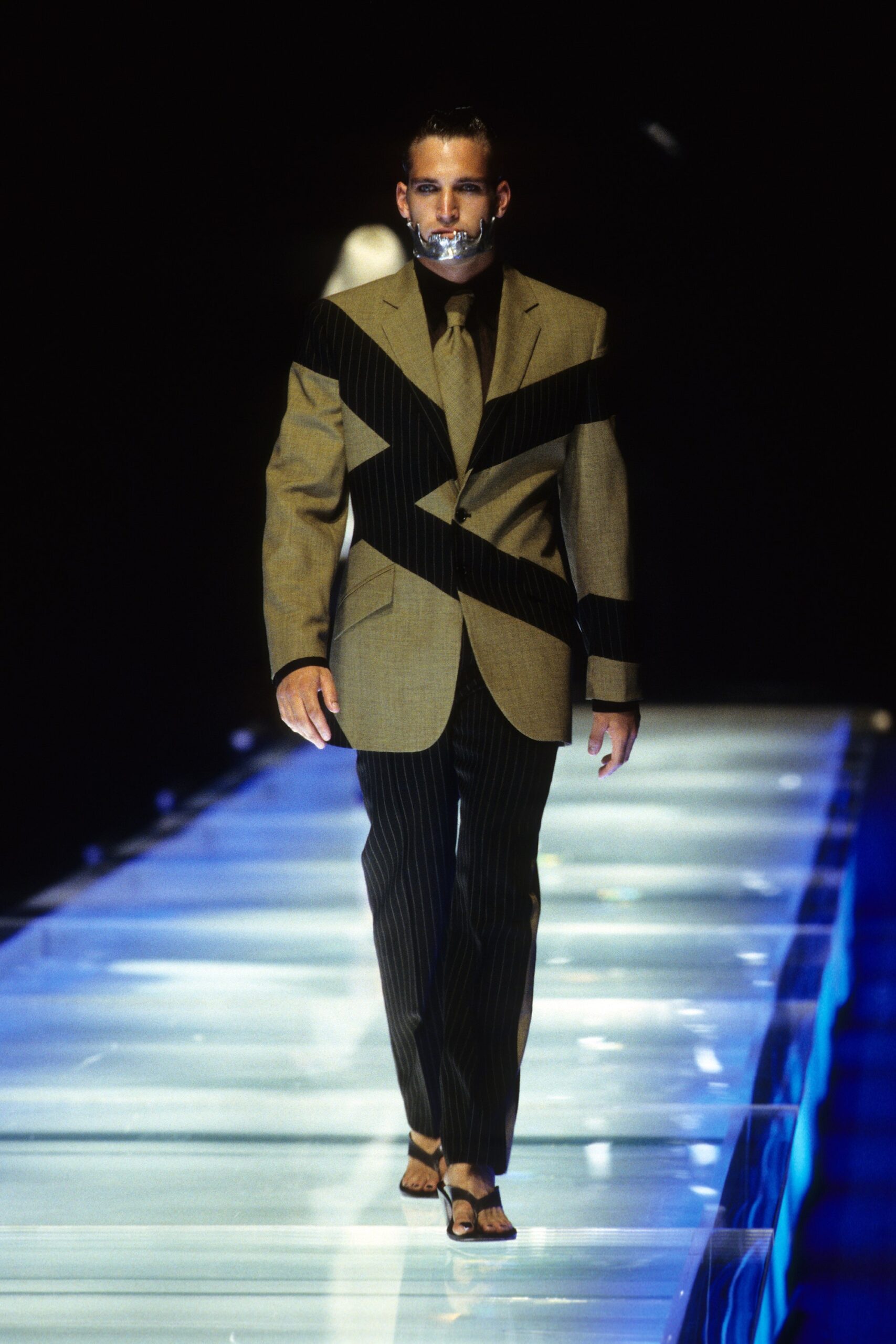 brown wool long-sleeve collared tailored striped buttoned suit