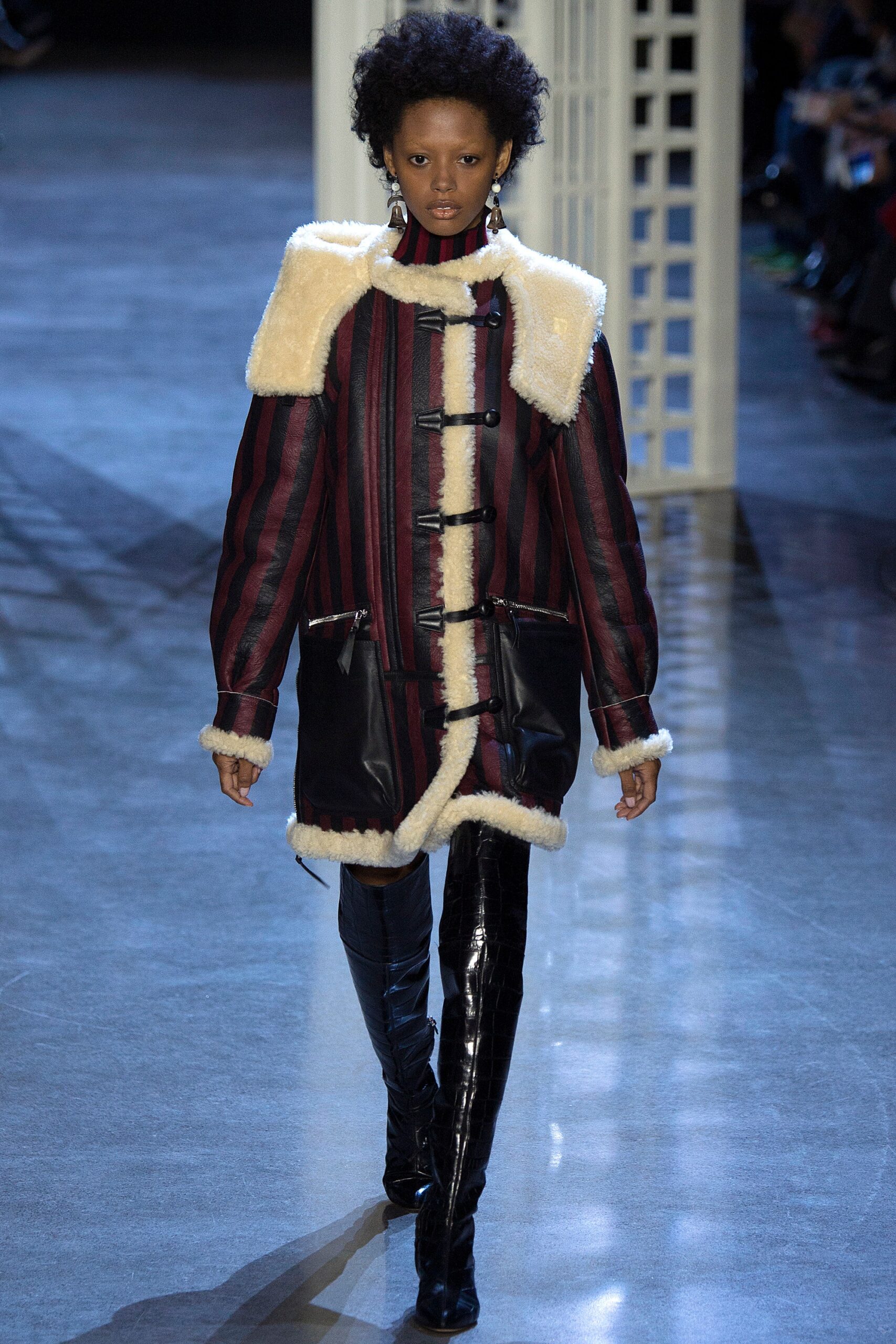 black wool long-sleeve collared relaxed striped zippered coat