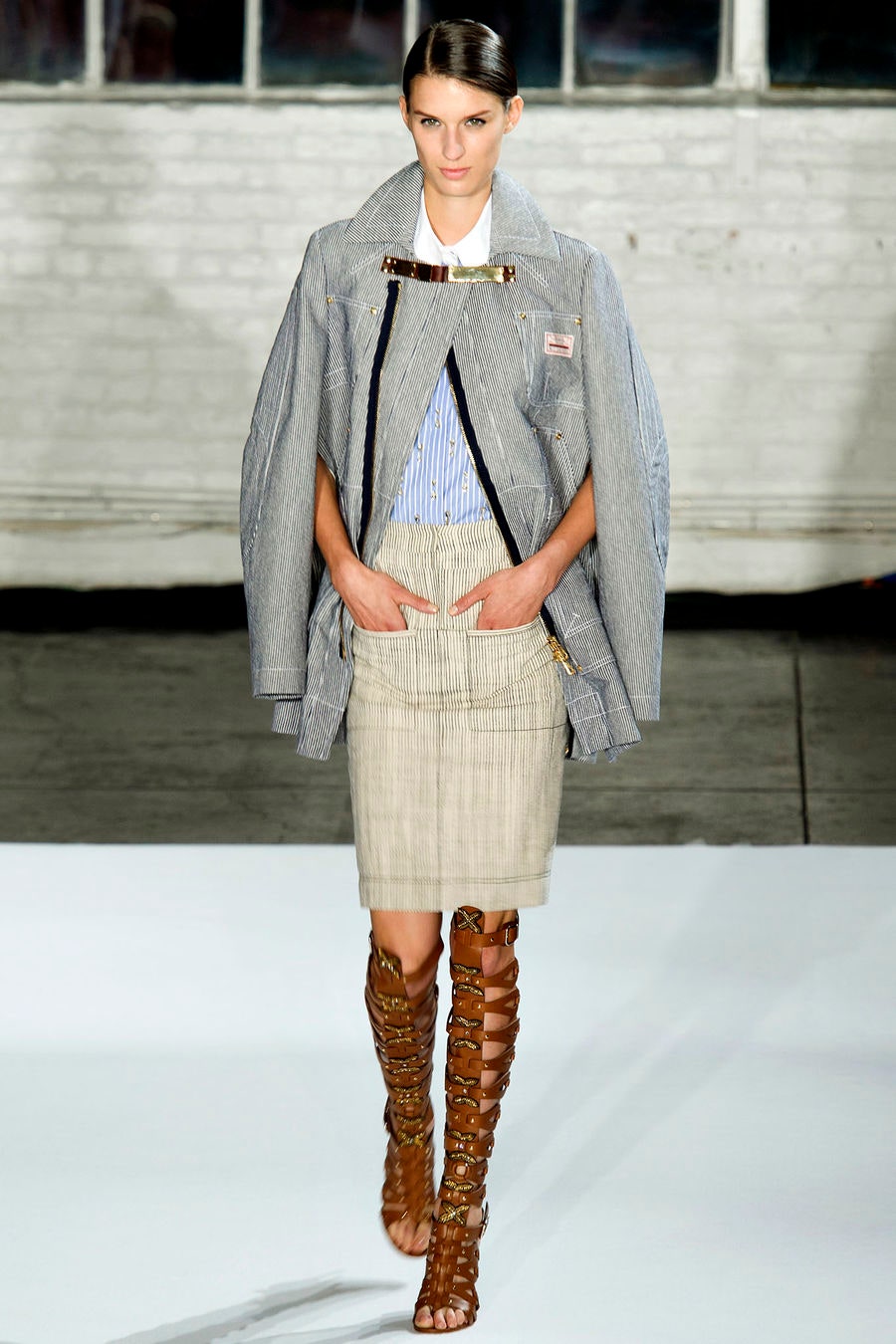 gray cotton long-sleeve collared relaxed buttoned layered jacket