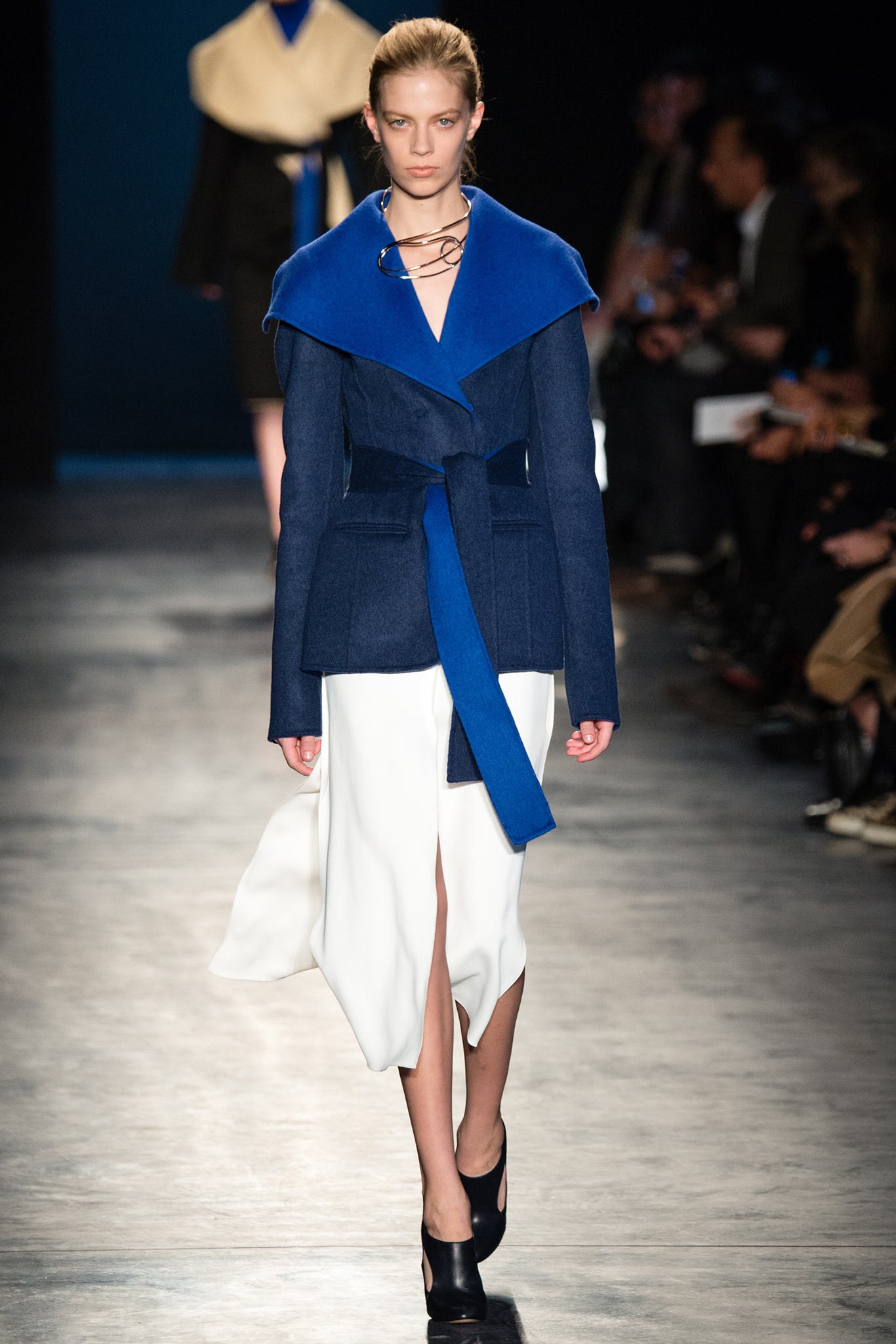 blue wool long-sleeve collared tailored belted coat