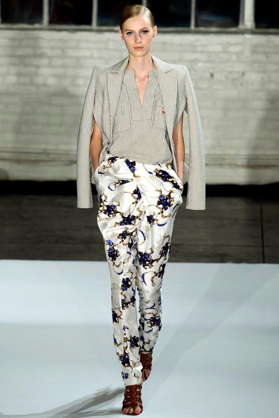gray blazer beige top printed pants