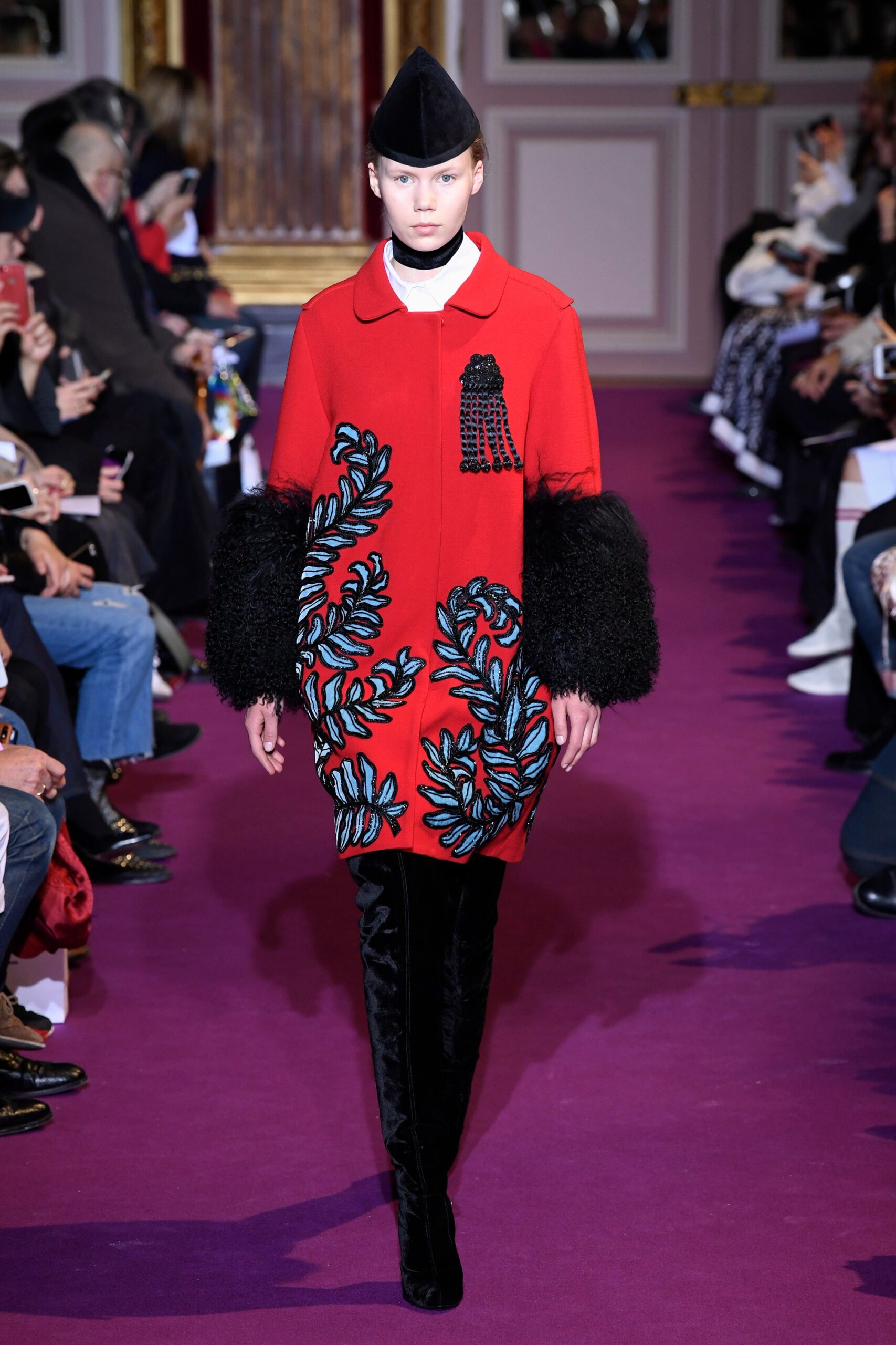 red wool long-sleeve collared fitted embroidered buttoned coat