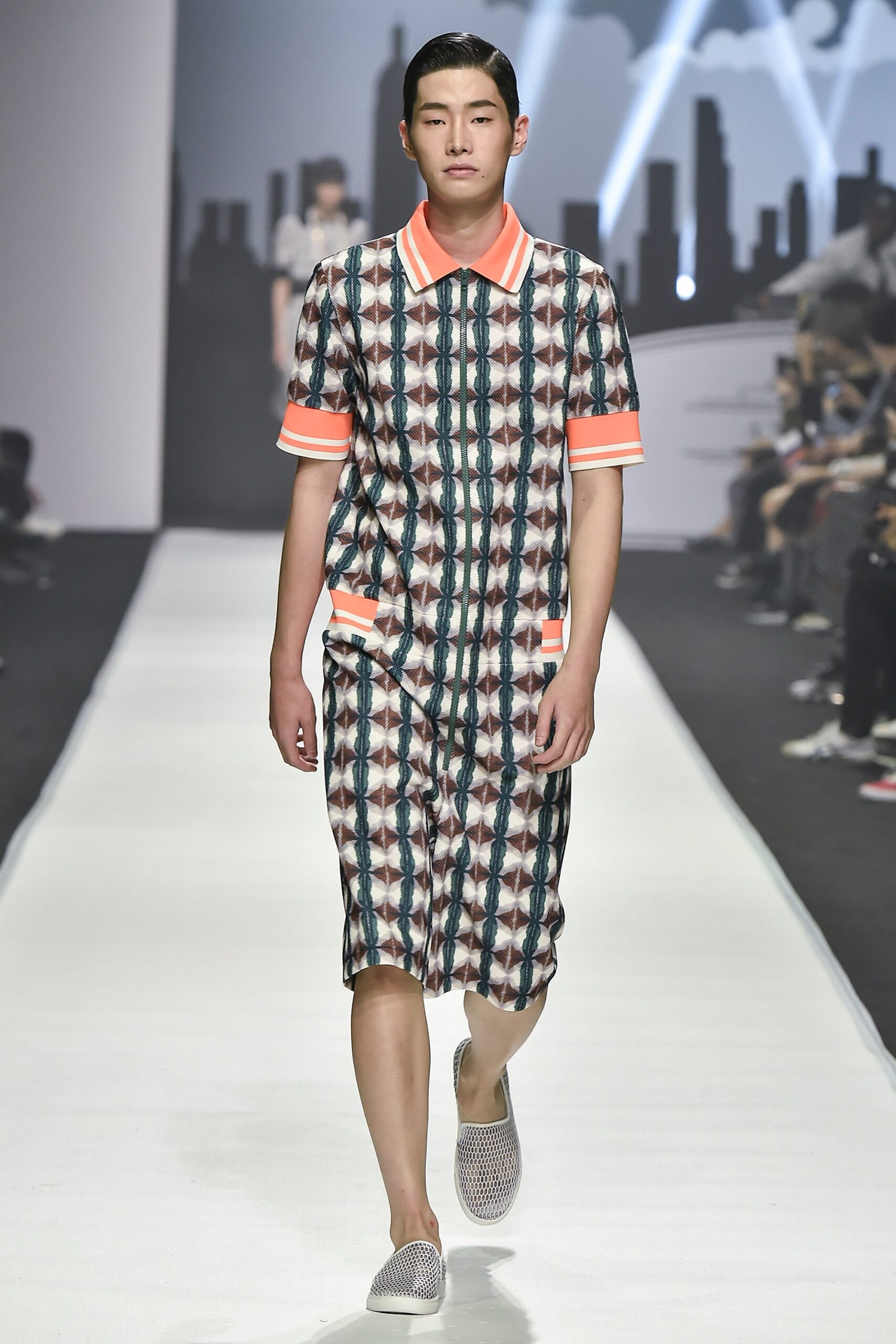 multi short-sleeve collared relaxed printed midi dress