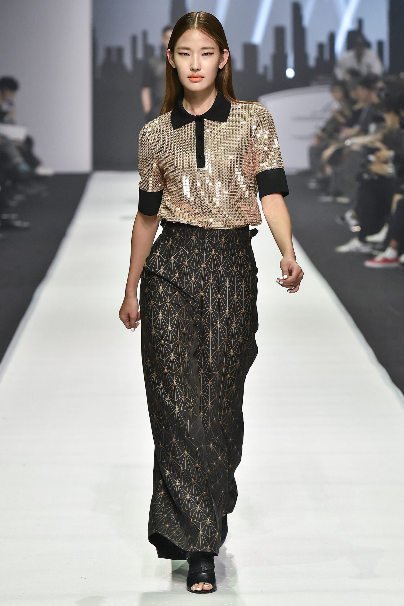 gold sequin short-sleeve collared fitted embellished shiny top