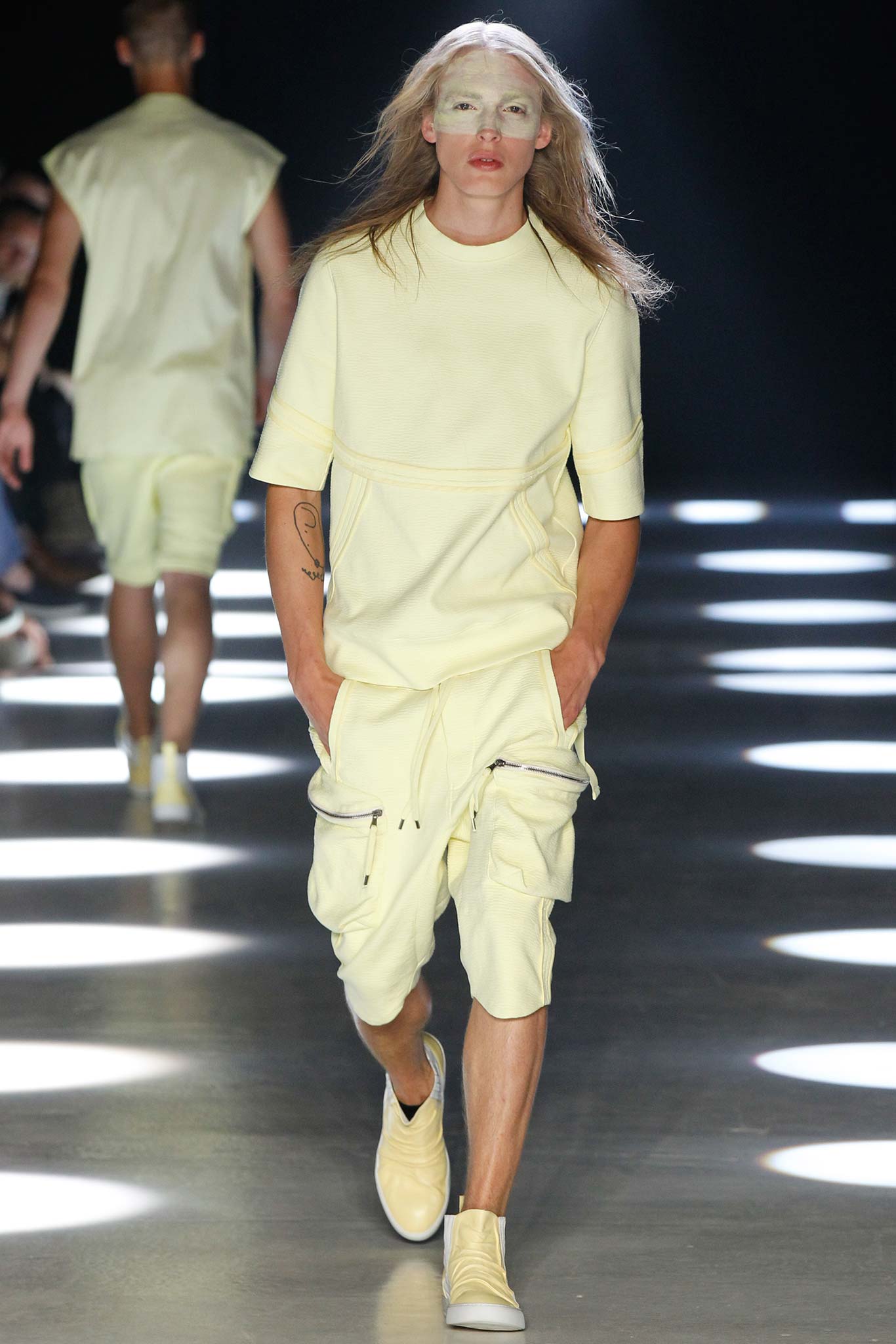 yellow relaxed t-shirt and shorts