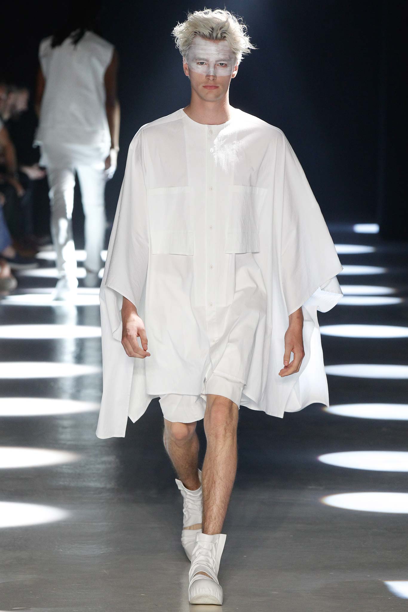 white cotton cape with shorts