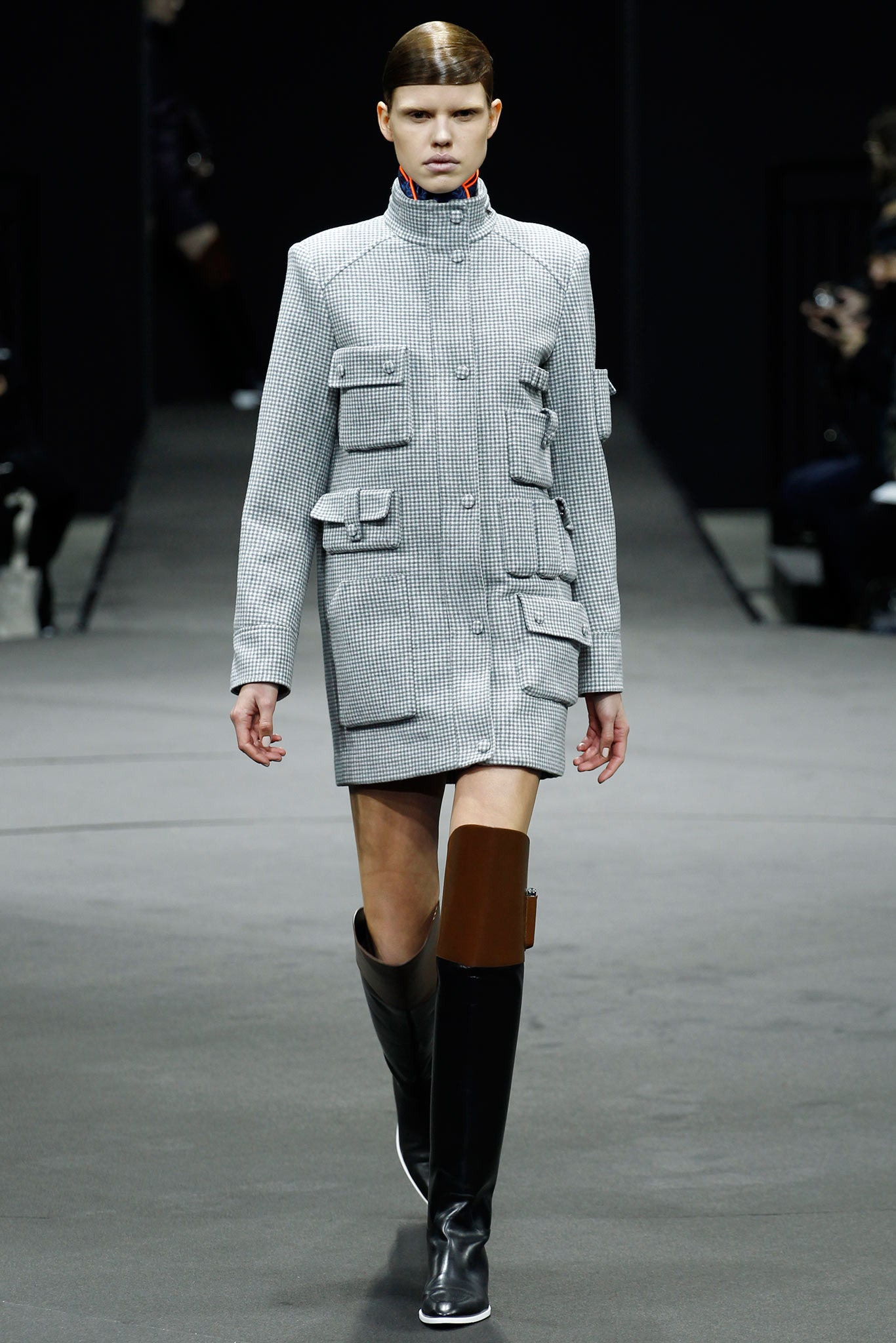 gray cotton long-sleeve collared fitted buttoned pockets coat