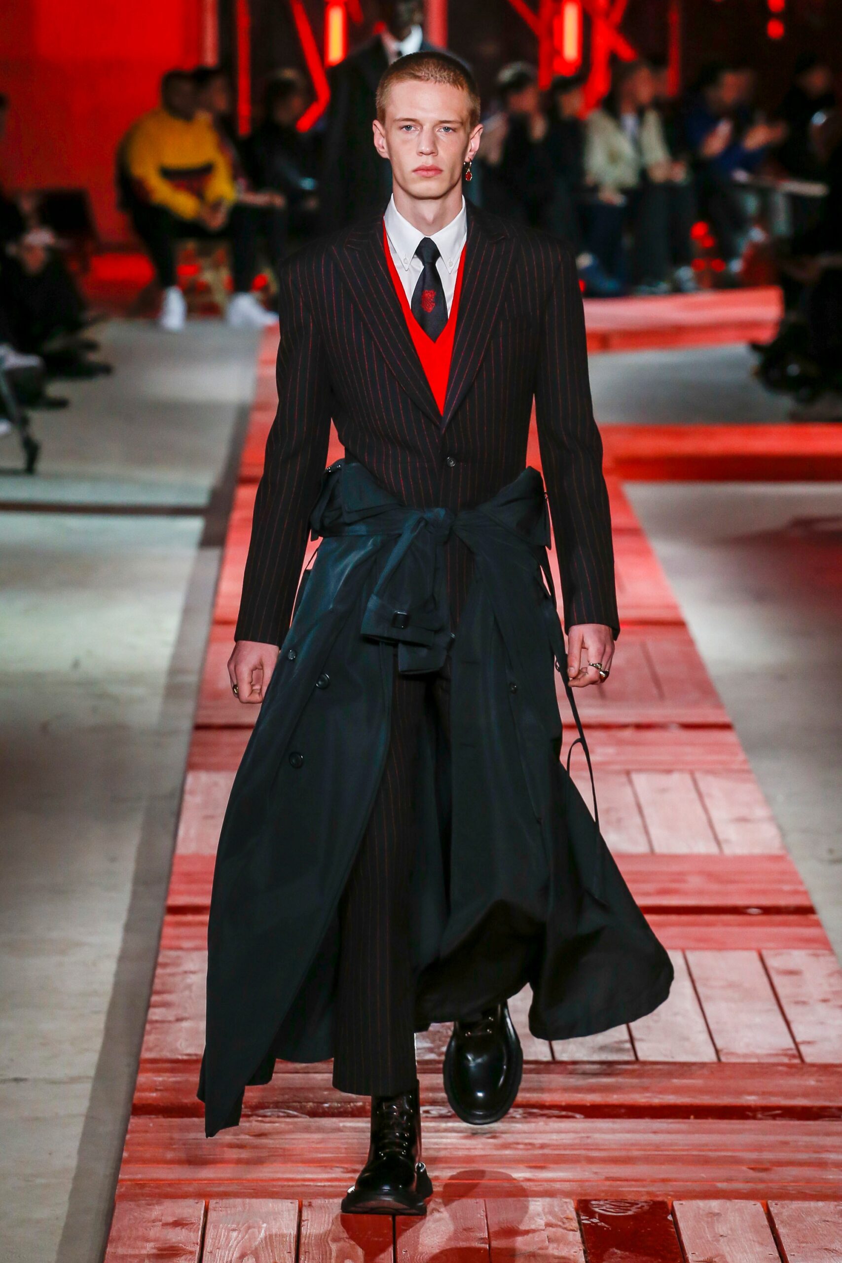 black cotton long-sleeve collared relaxed belted maxi coat