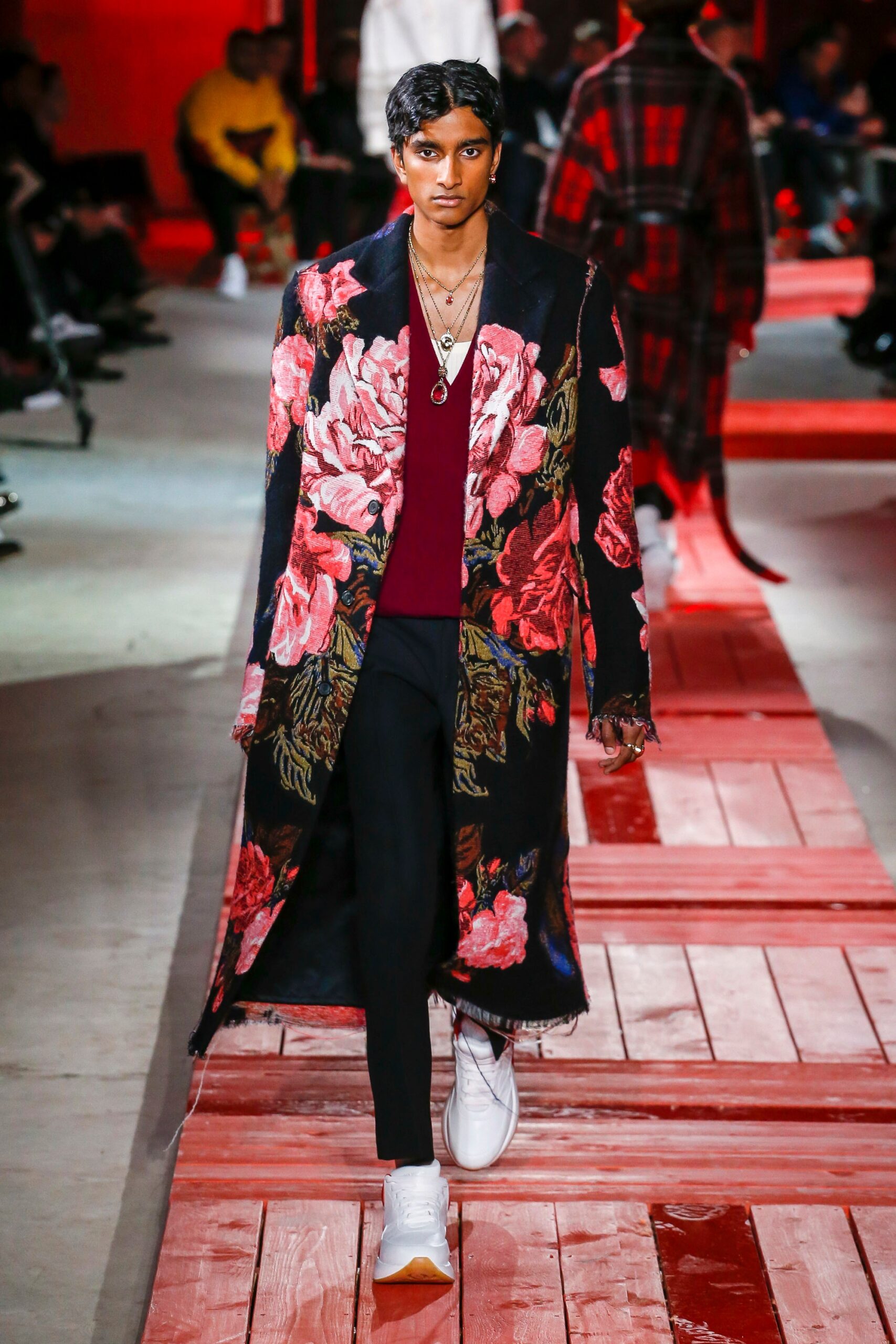 black cotton long-sleeve relaxed floral layered coat