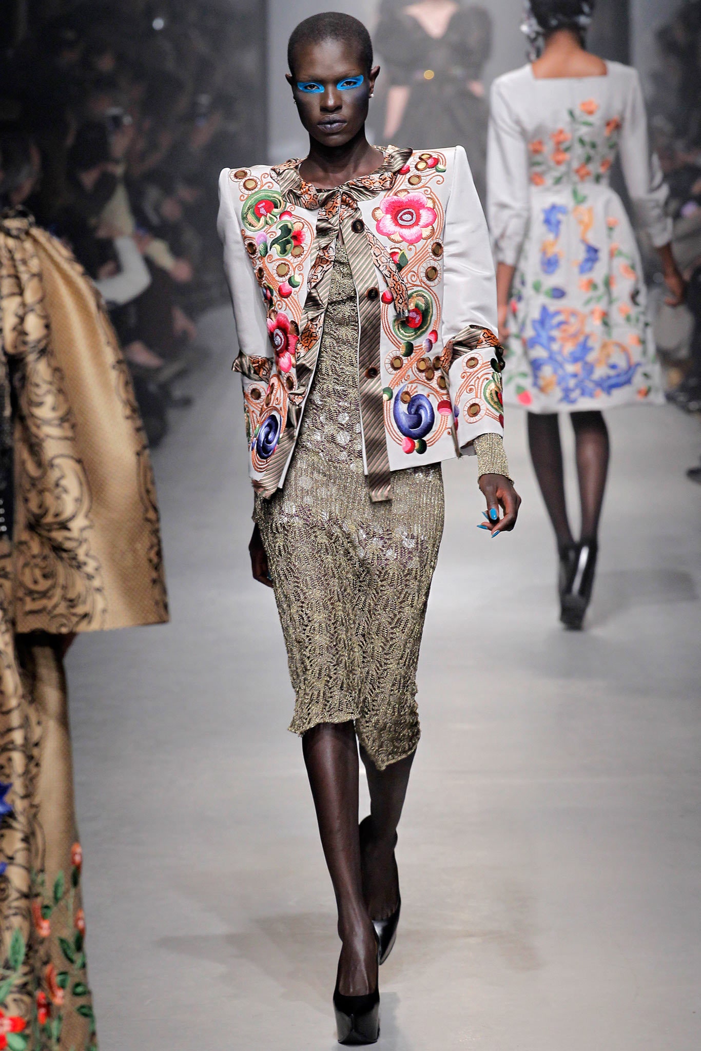white silk long-sleeve collared structured embroidered buttoned jacket