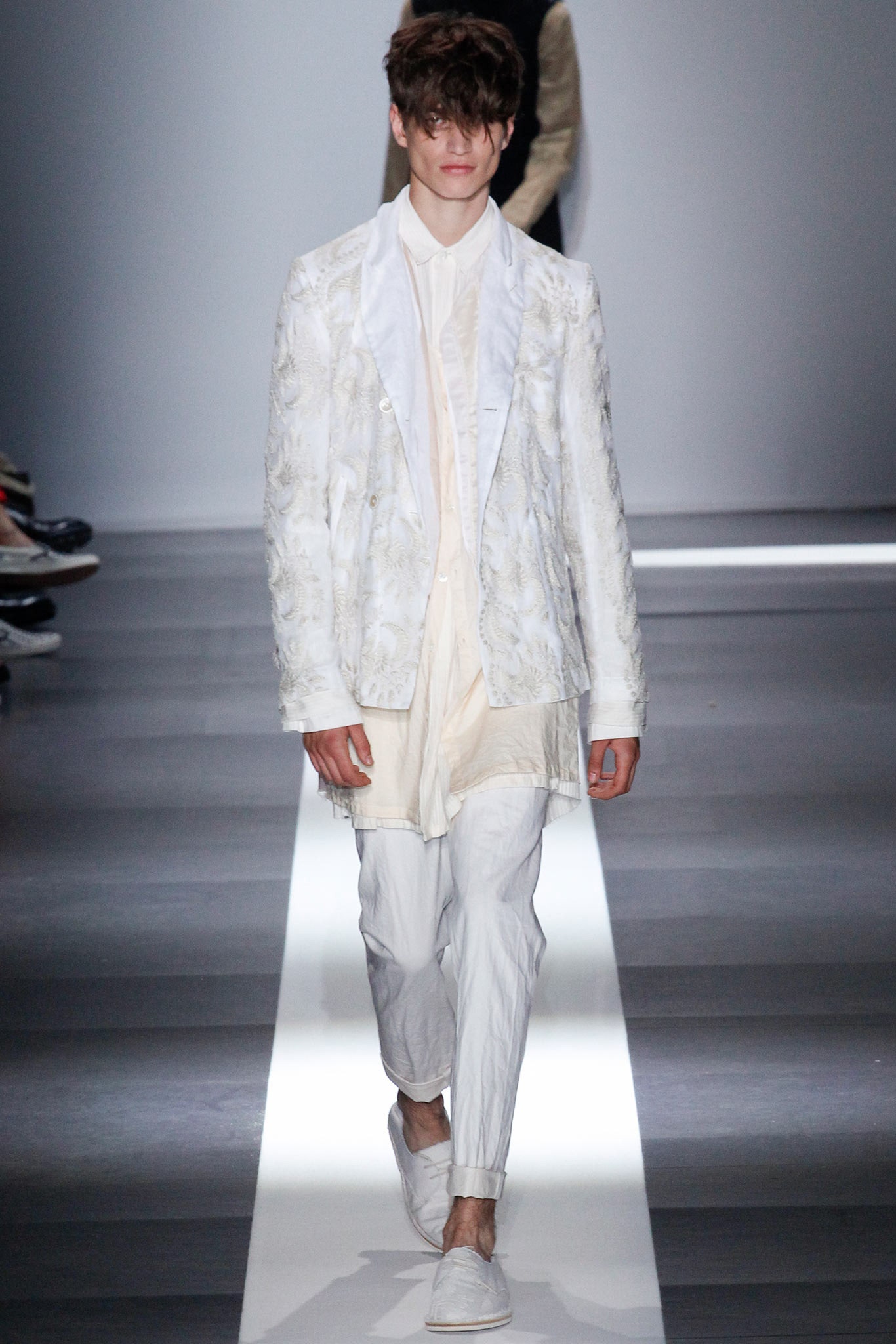 white embroidered blazer outfit