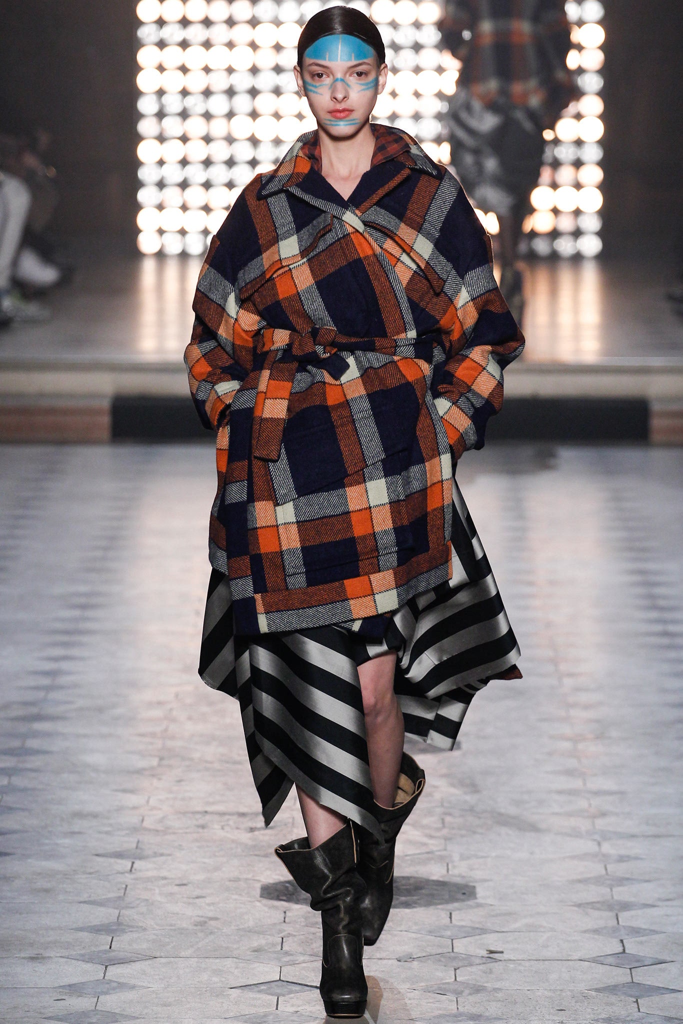 blue wool checked coat with asymmetric skirt