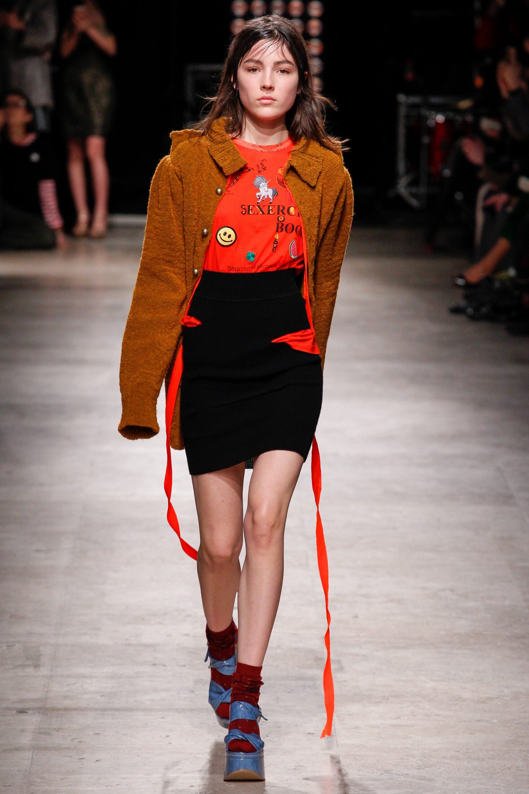 brown wool long-sleeve collared oversized buttoned jacket