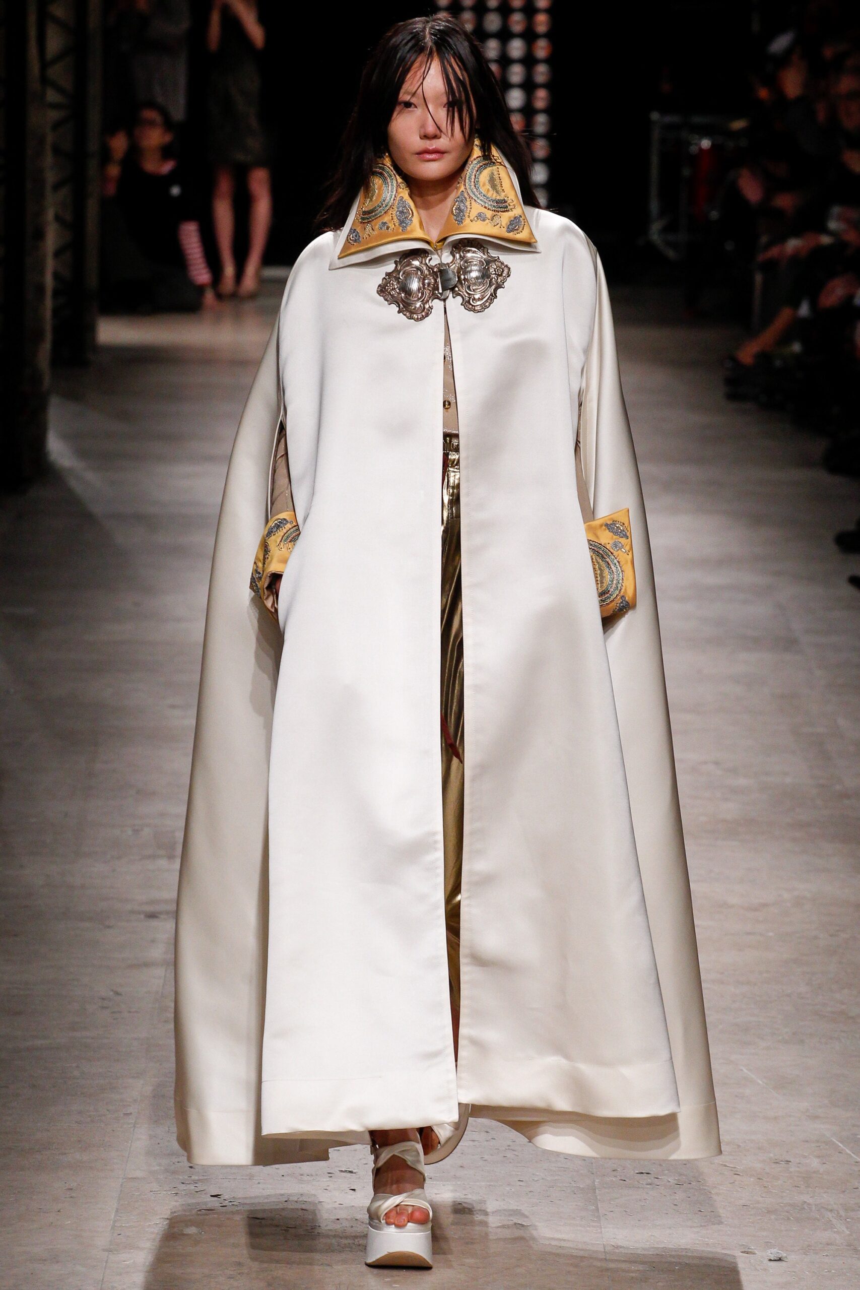 white silk long-sleeve collared relaxed embroidered cape