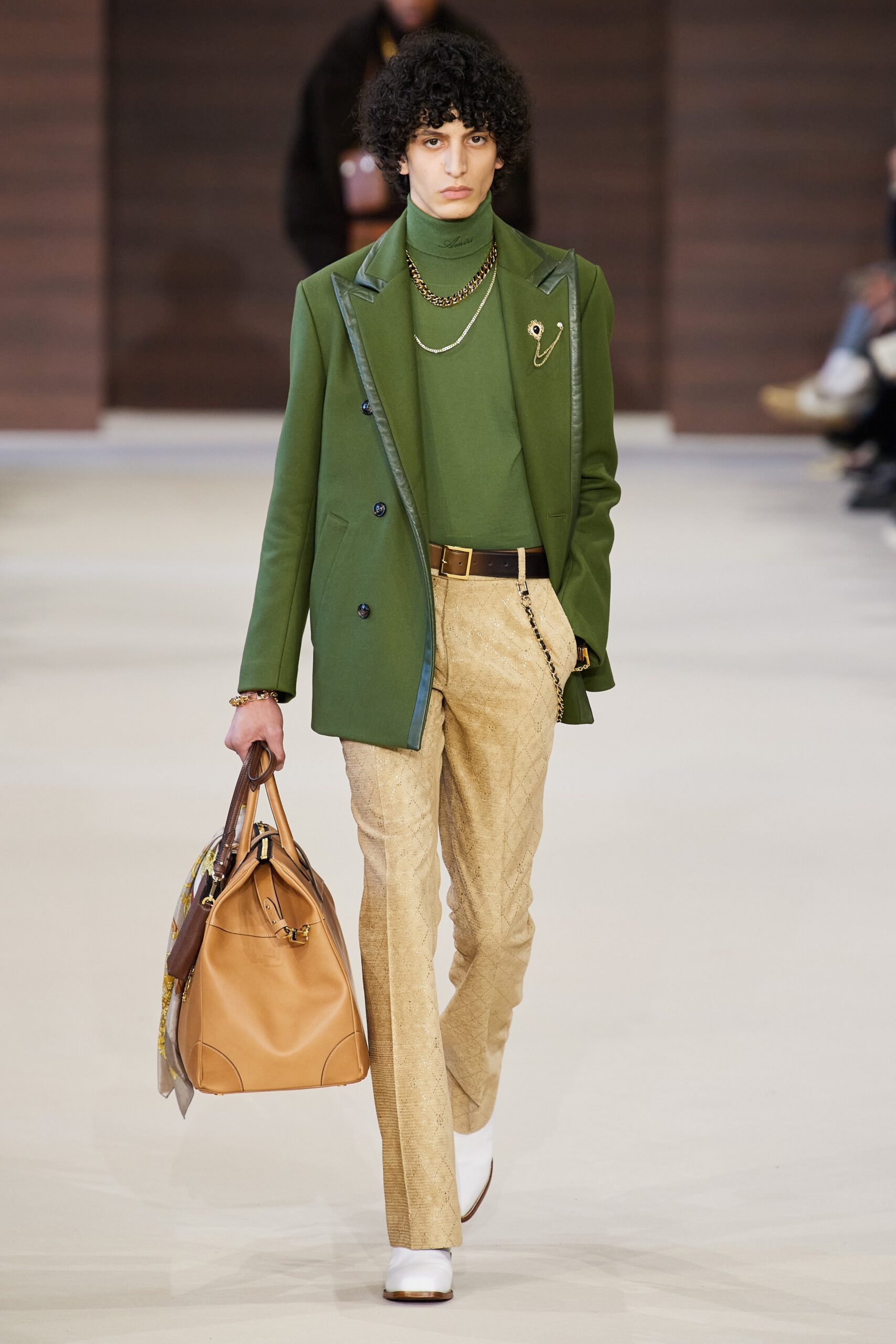 beige slim pleated pants