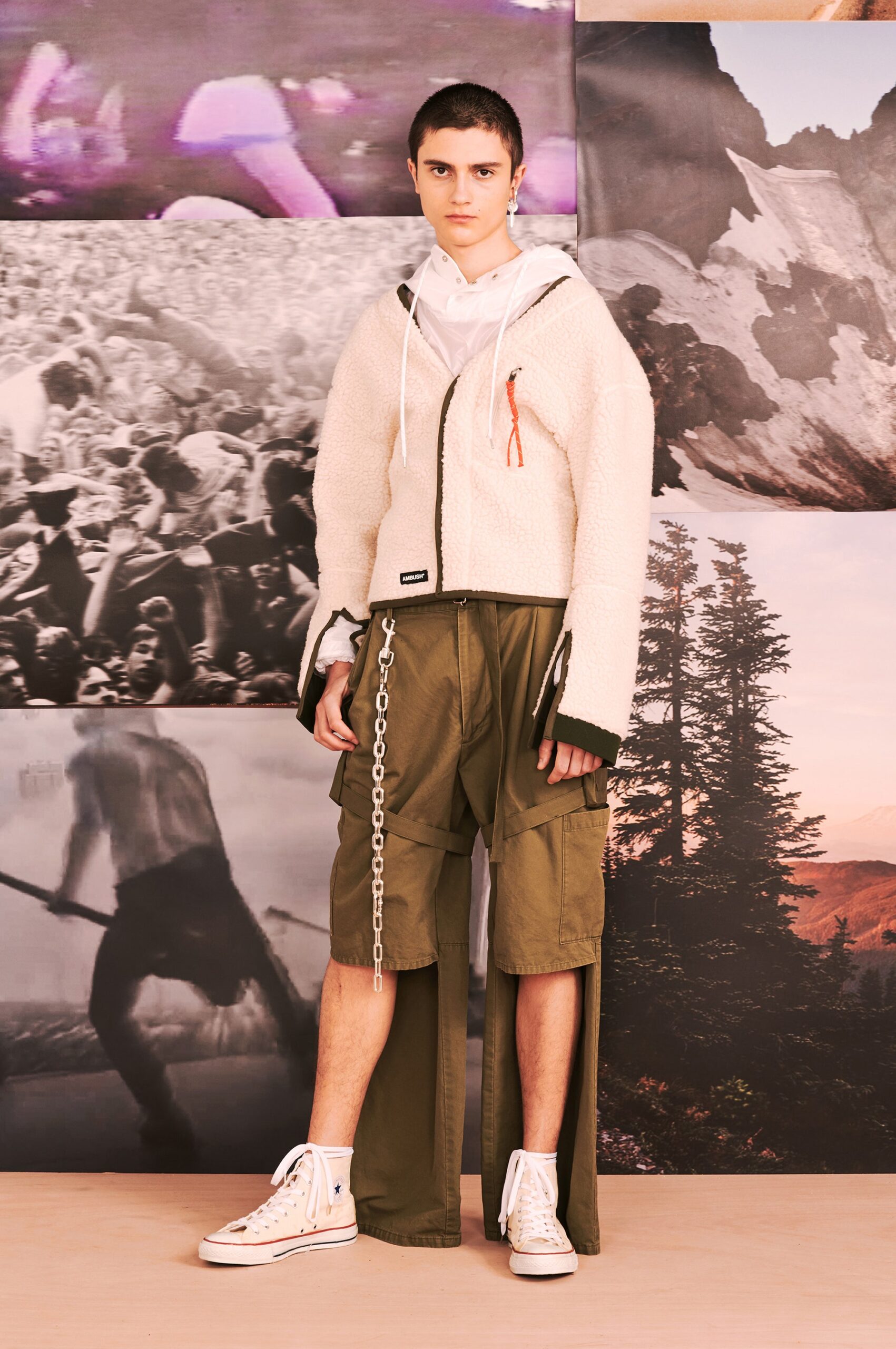 green cotton relaxed cargo pants