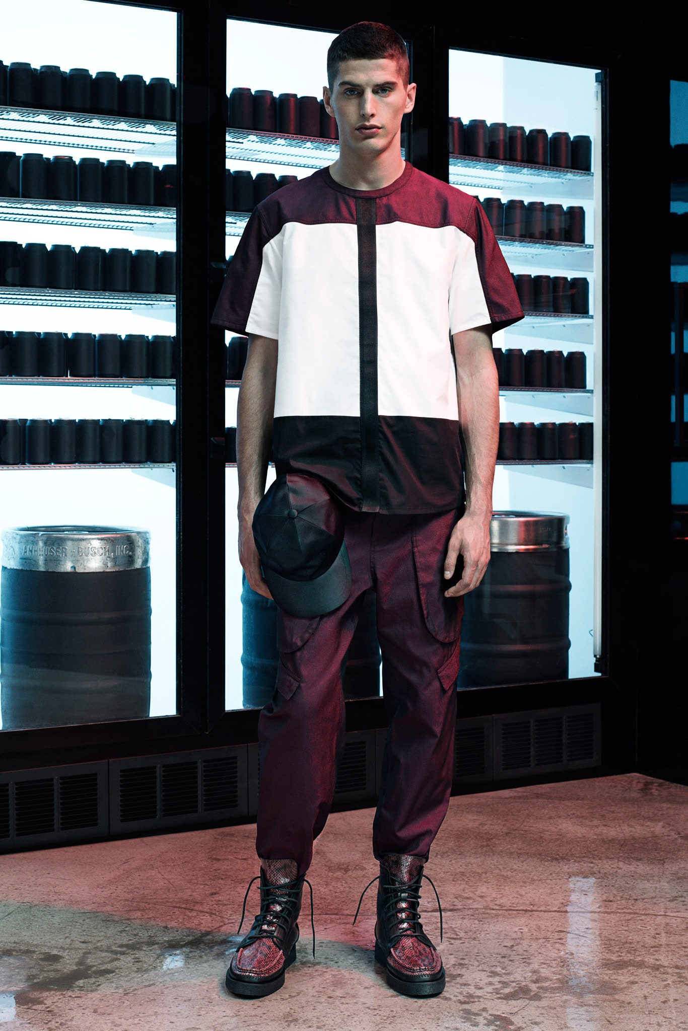 maroon relaxed cargo pants
