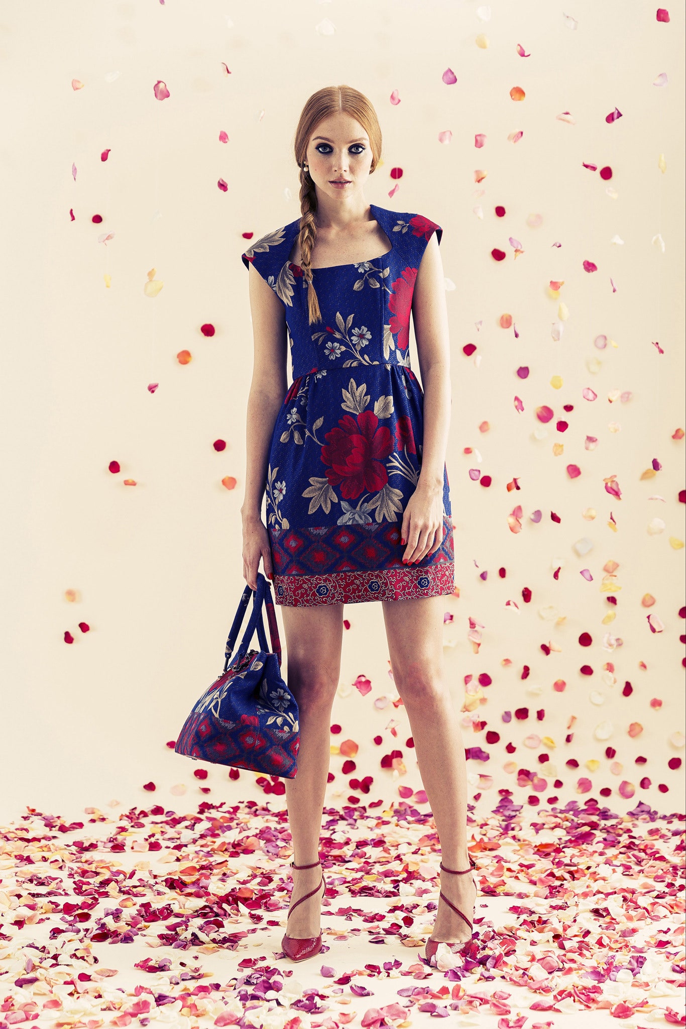 floral short-sleeve dress