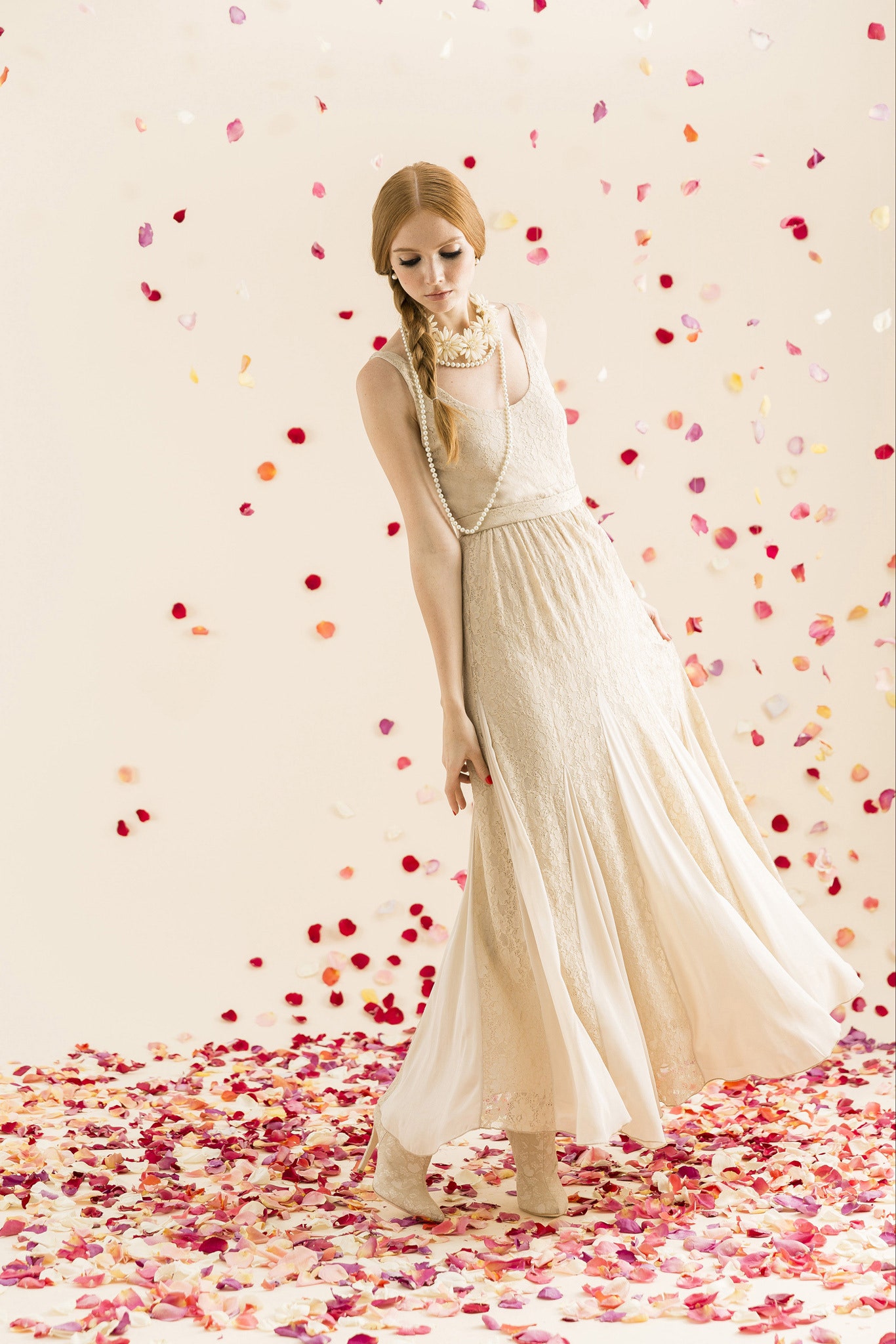 ivory lace sleeveless dress