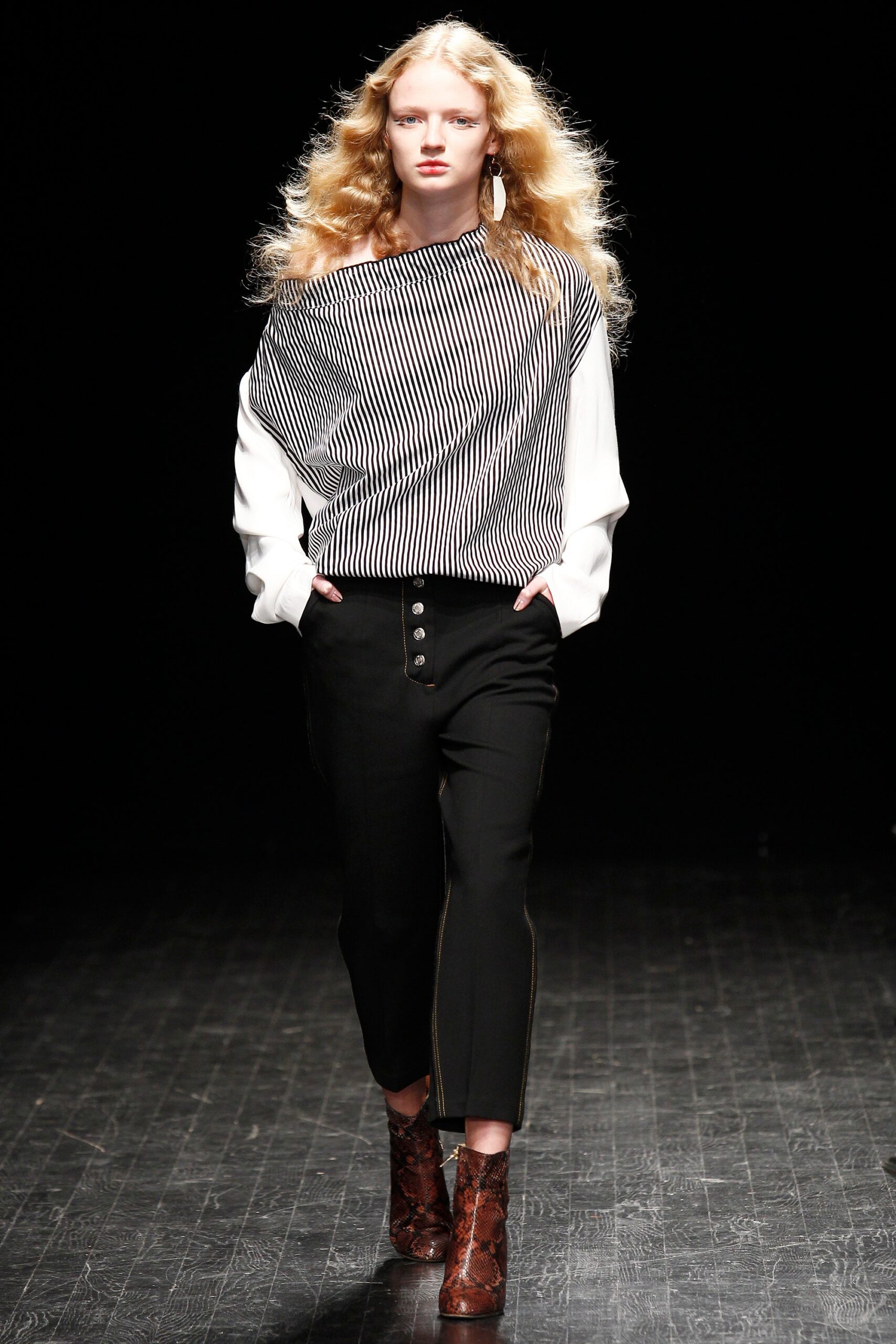 relaxed striped top with fitted pants