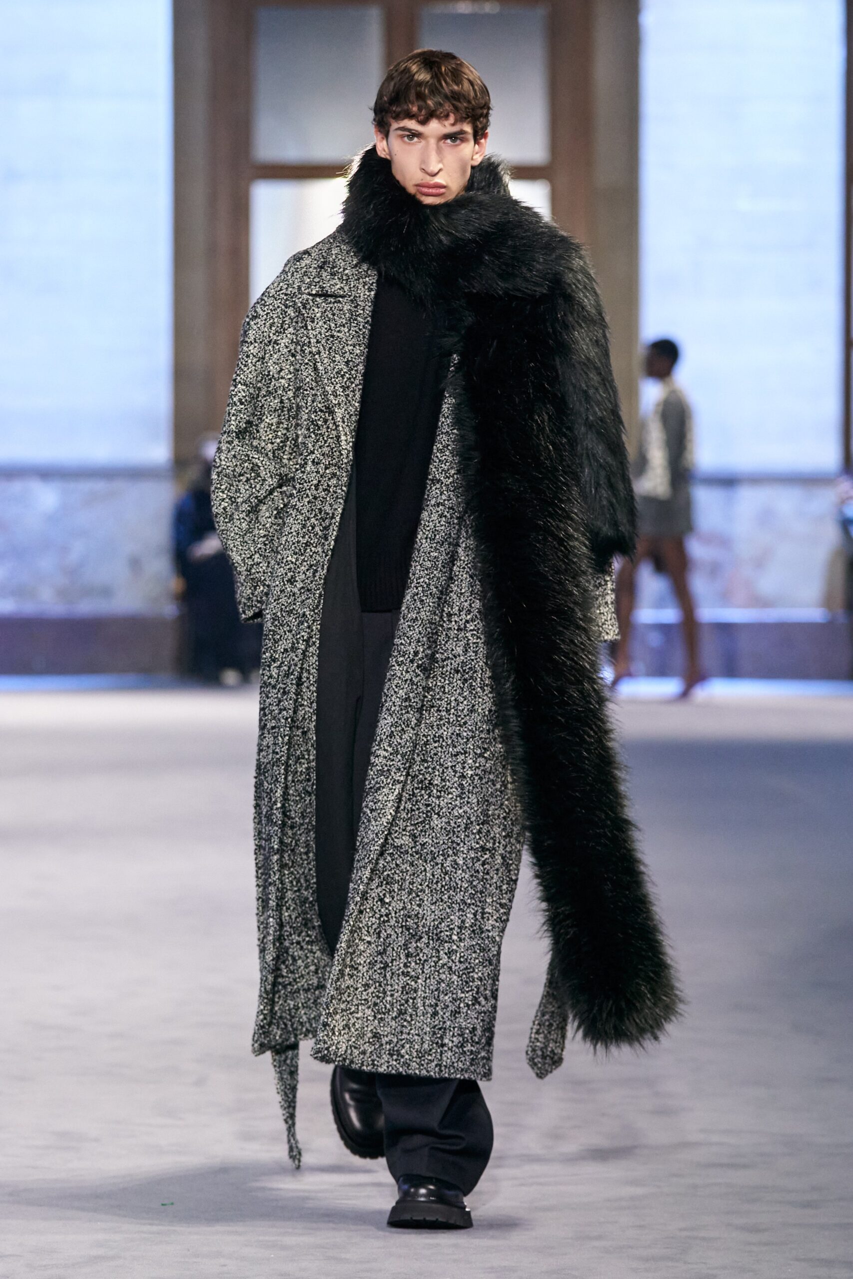 gray wool coat with faux-fur scarf