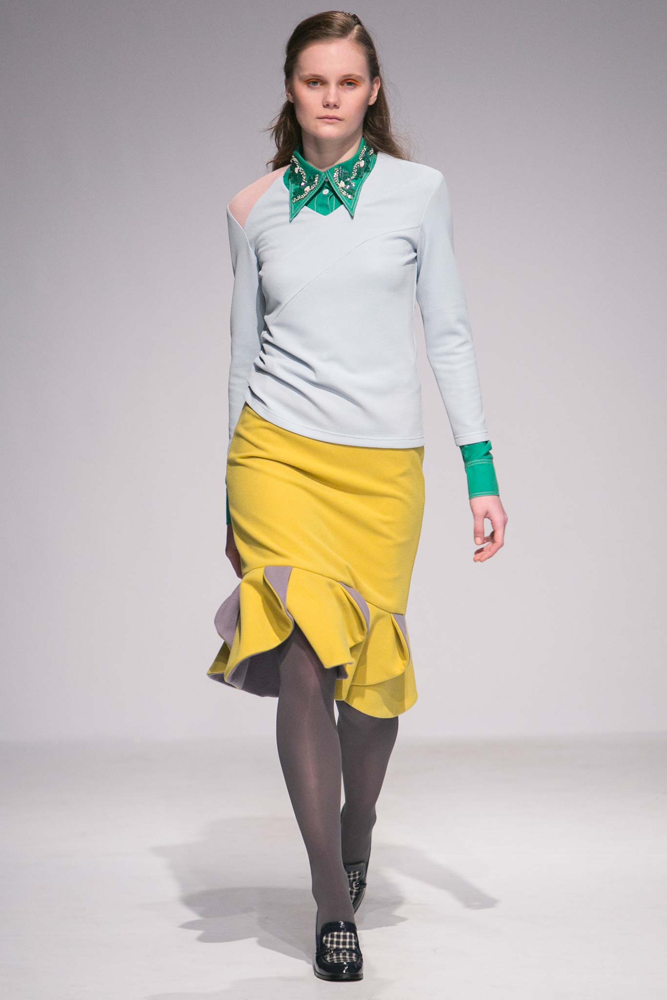 yellow fitted flared skirt