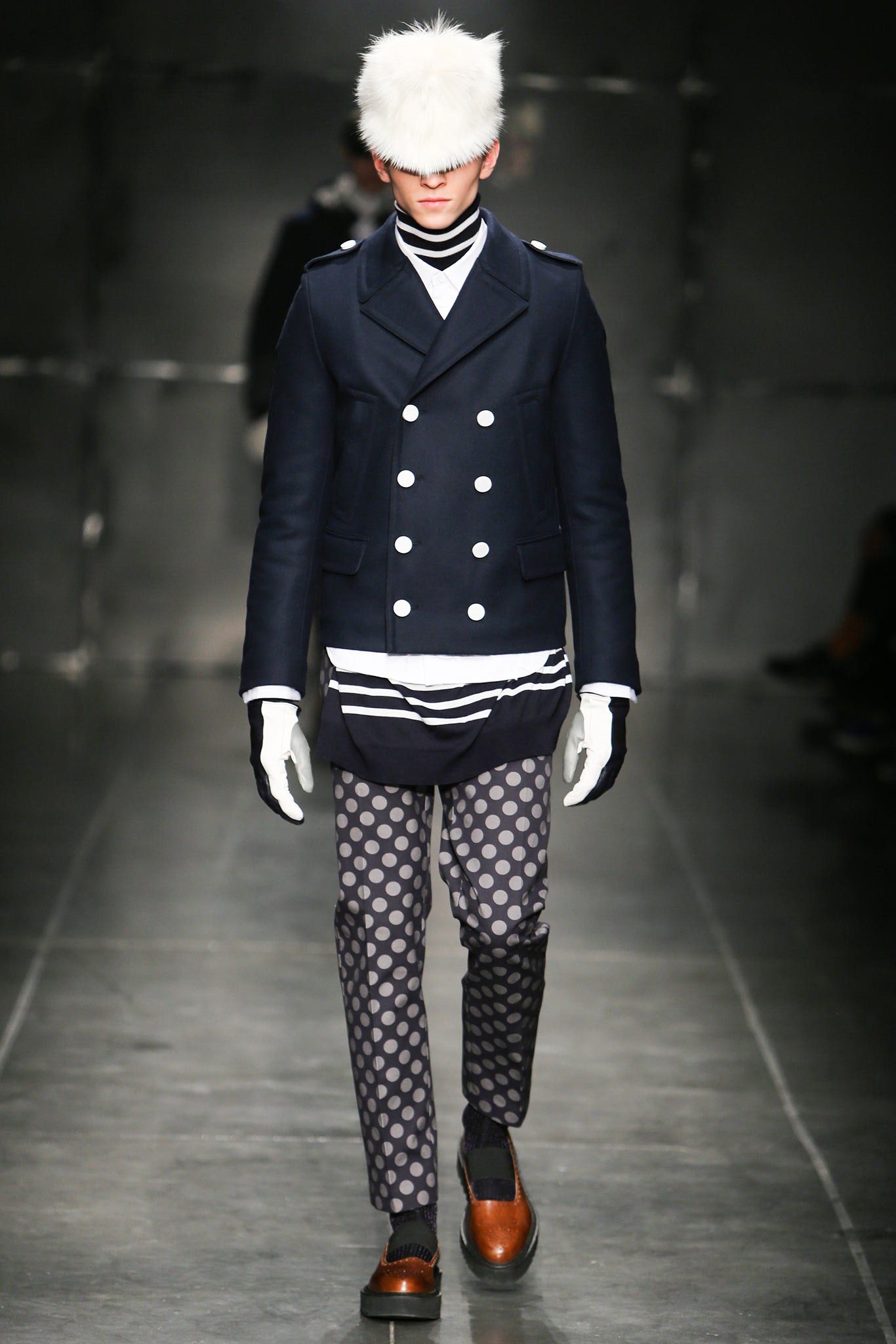 blue wool long-sleeve collared fitted buttoned jacket