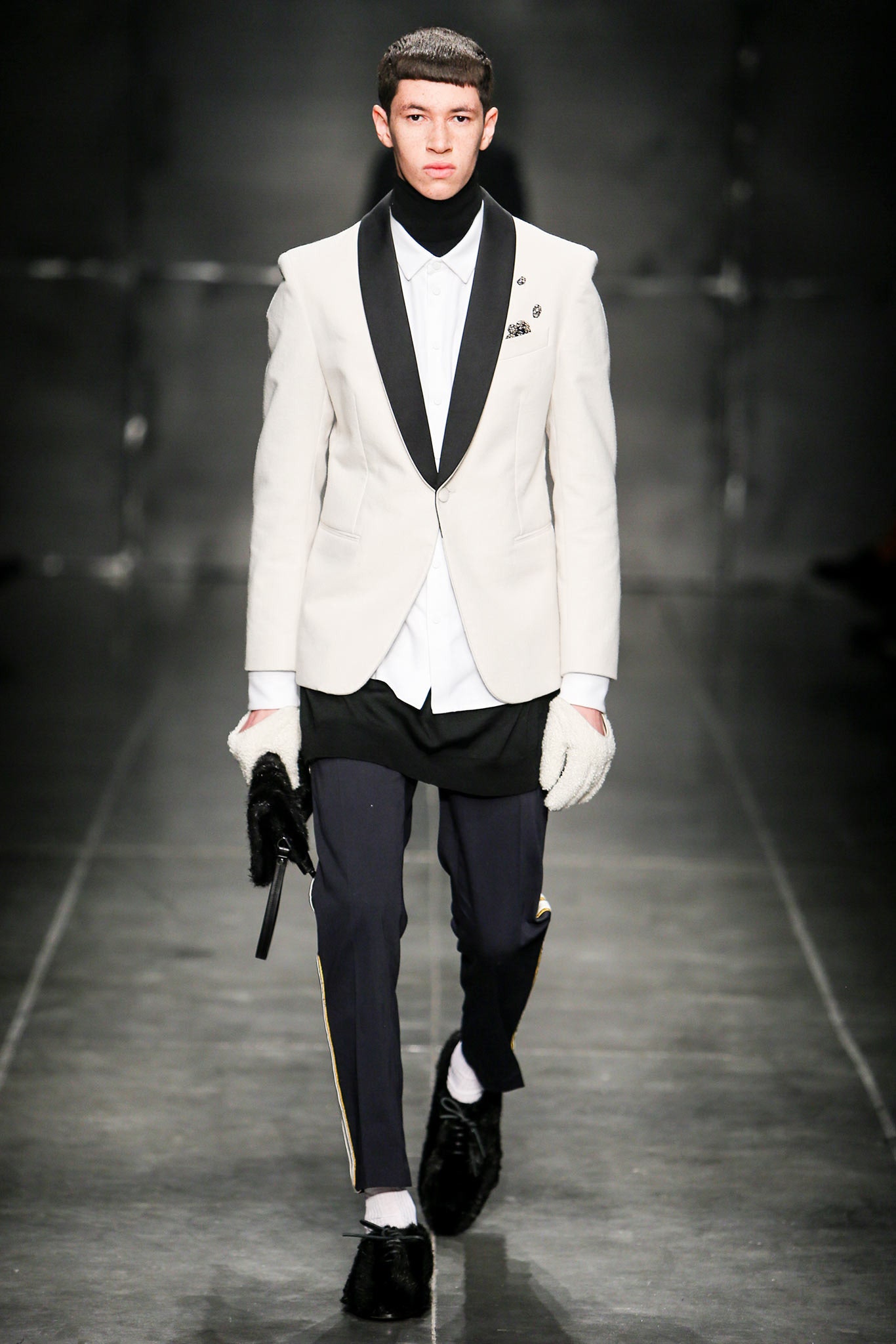 white tailored blazer with blue shirt
