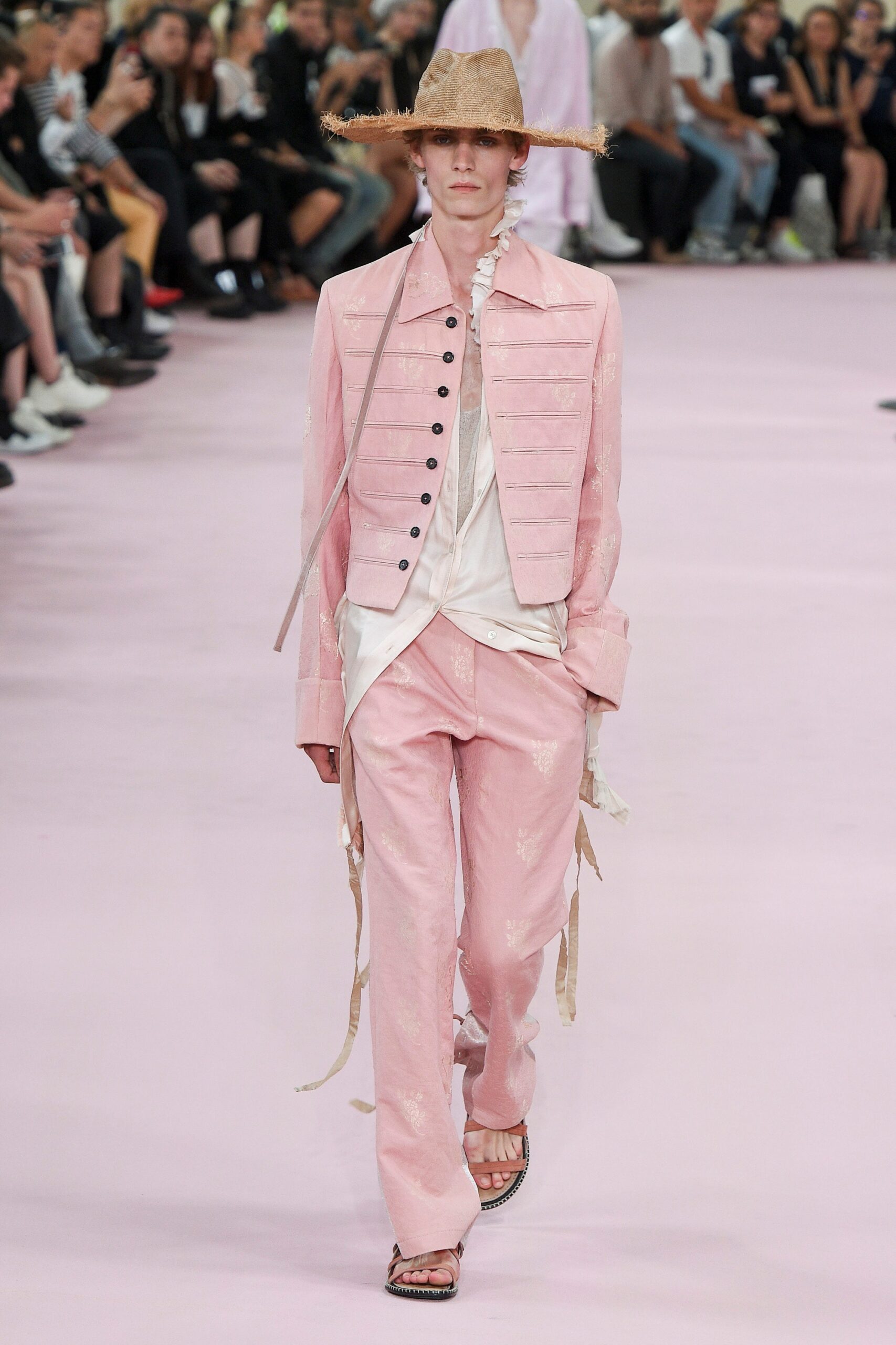 pink cotton long-sleeve collared fitted buttoned jacket