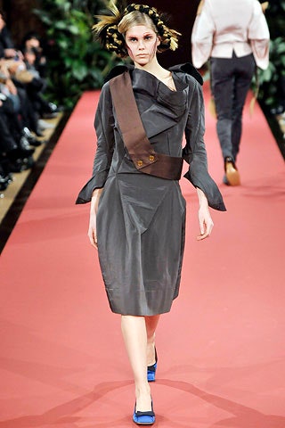 gray fitted long-sleeve dress