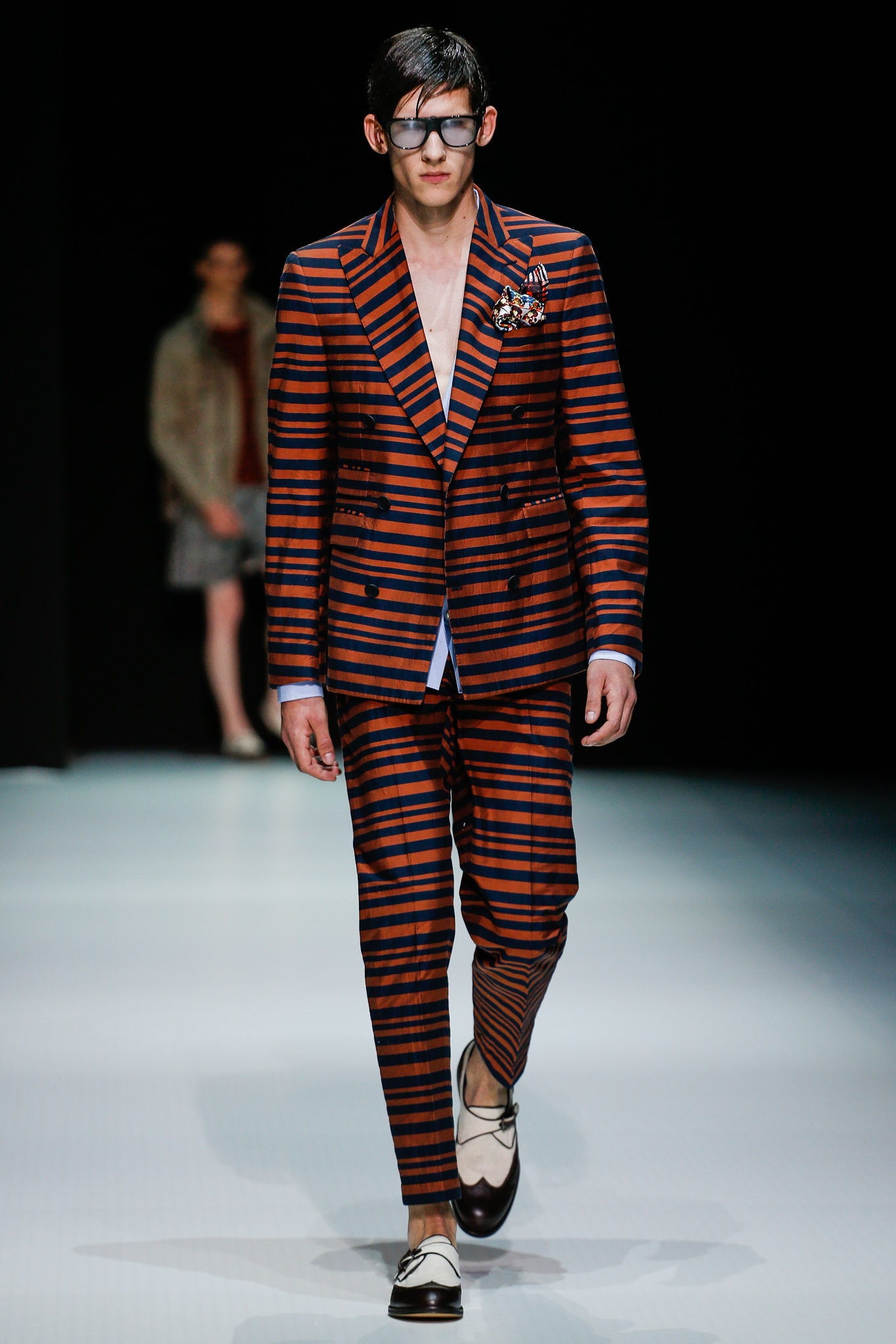 striped tailored suit with shoes