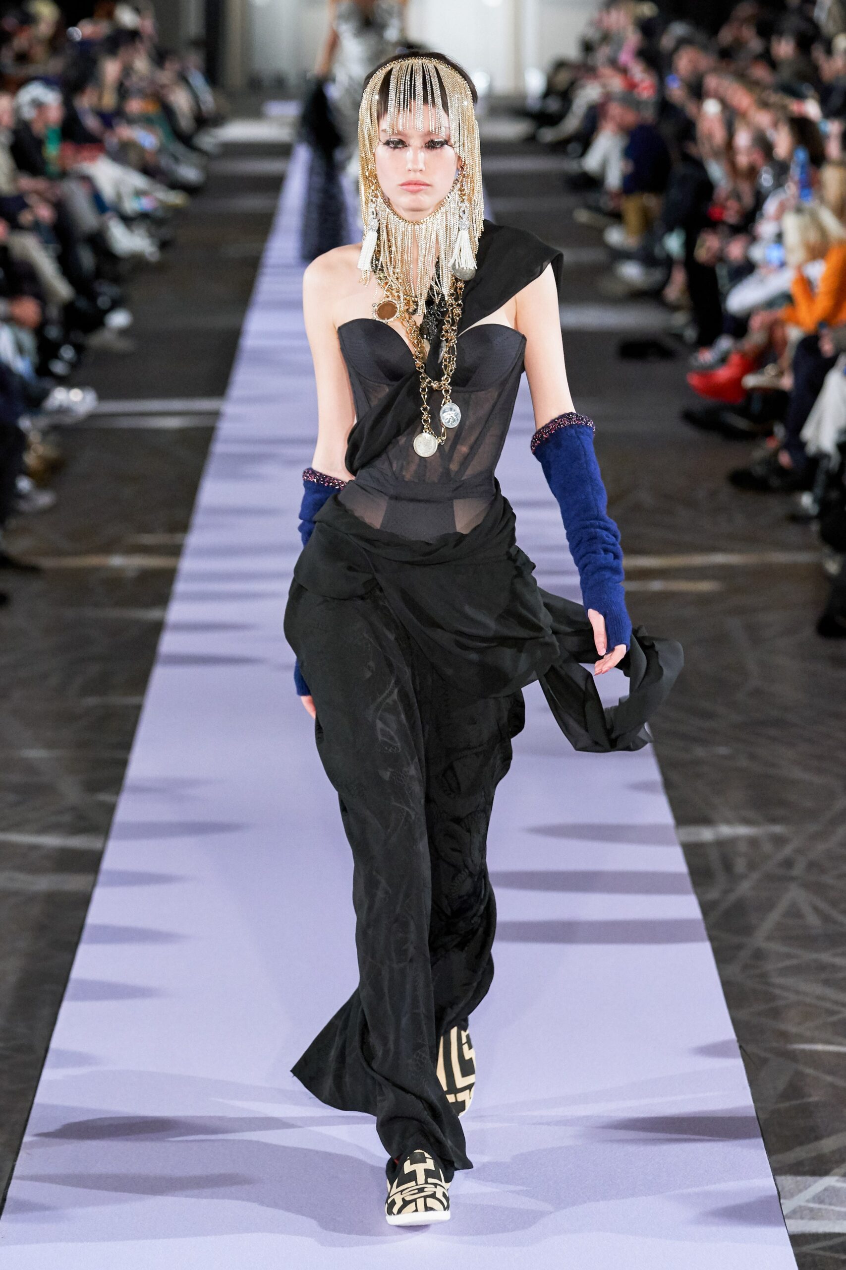 black silk fitted dress with blue gloves