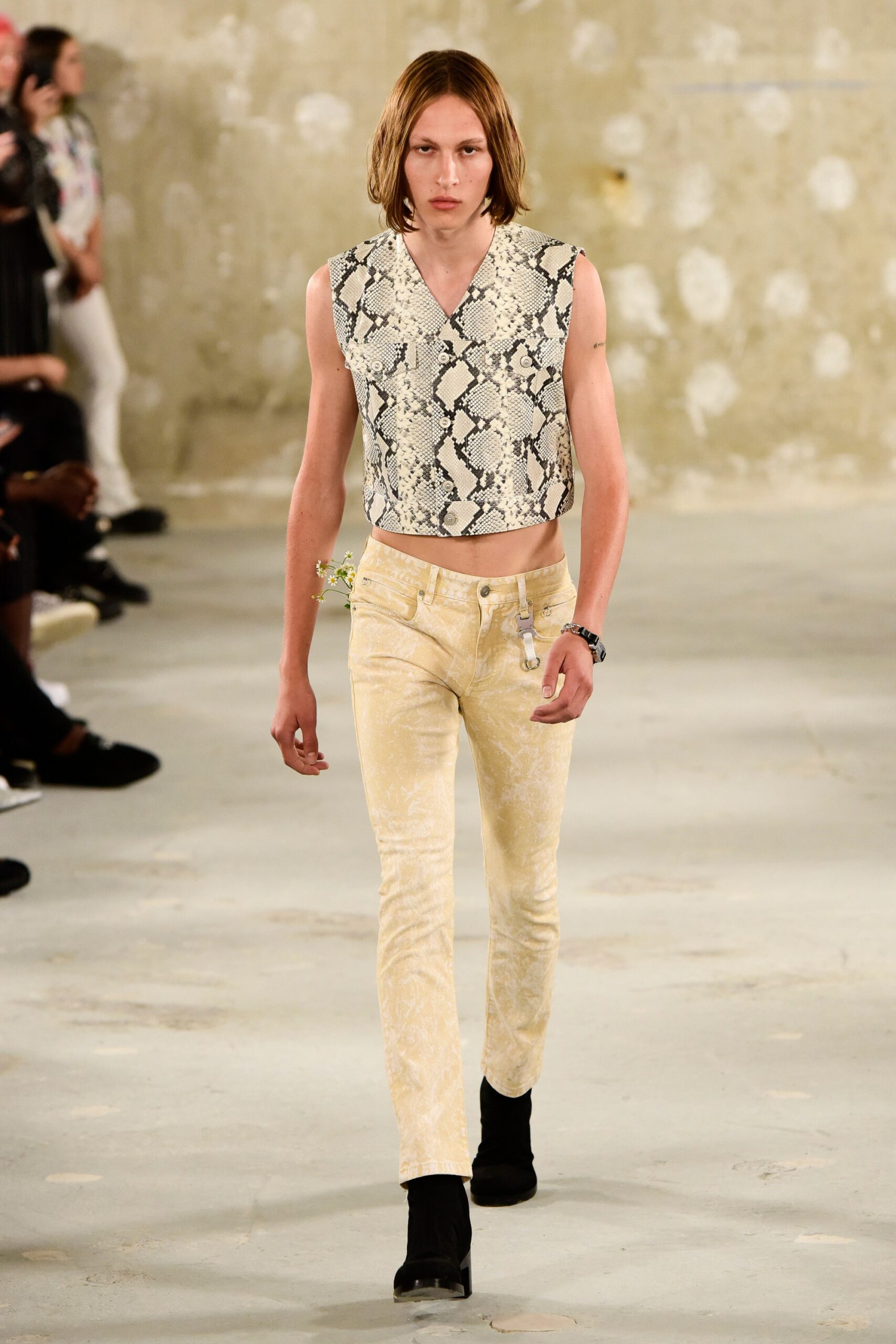 yellow cotton slim straight-leg pants