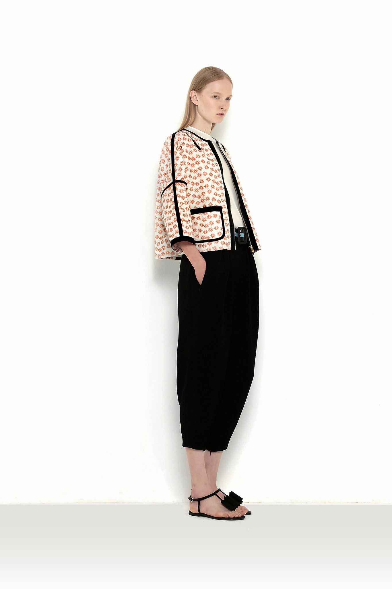 white cotton short-sleeve collared relaxed printed jacket