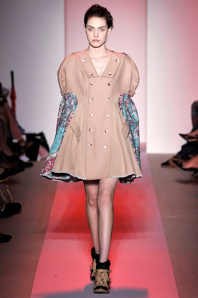 beige wool fitted coat